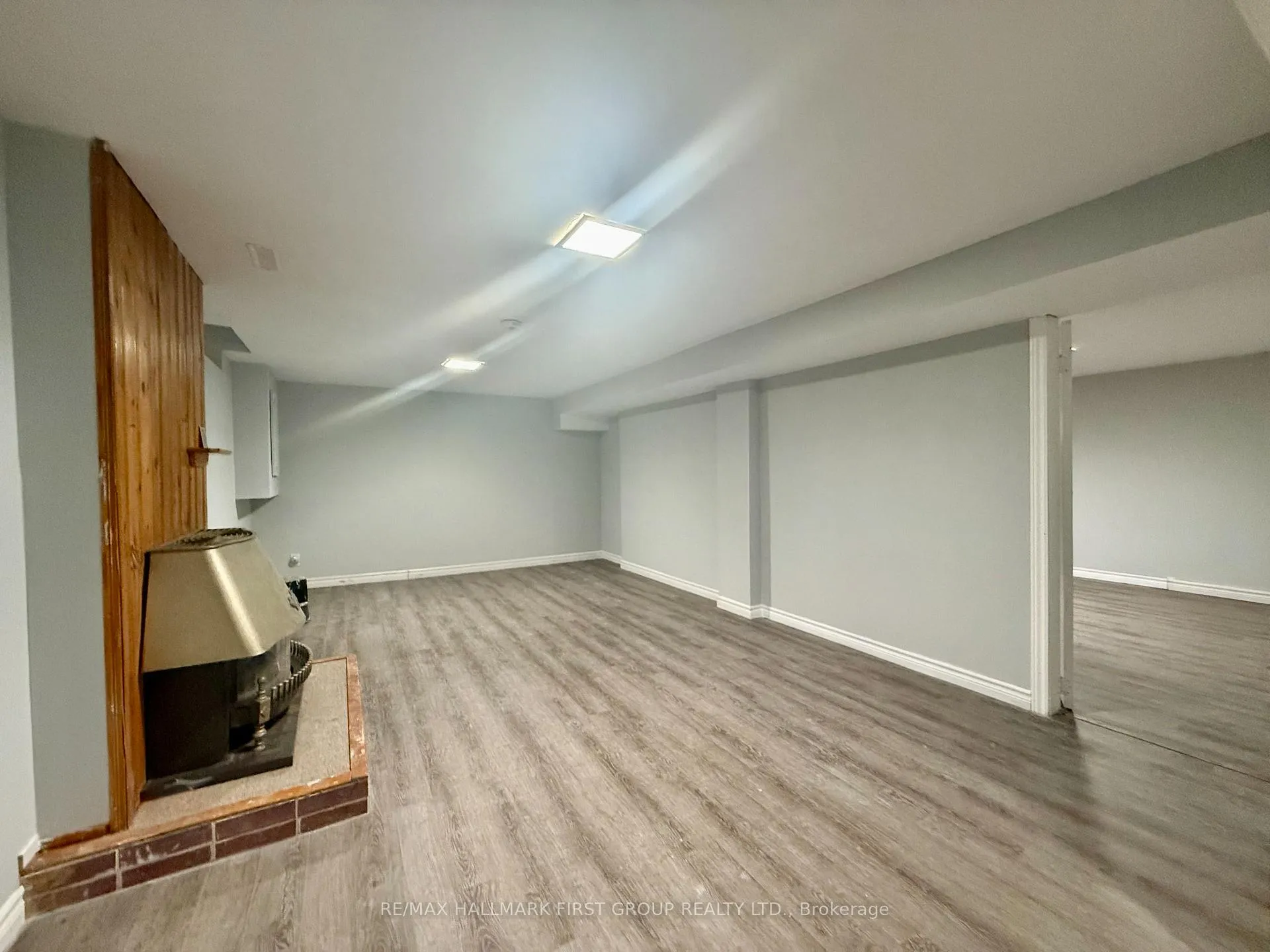 Photo 4 of 36 Mcclarnan Road, Ajax, South East — HOMEH