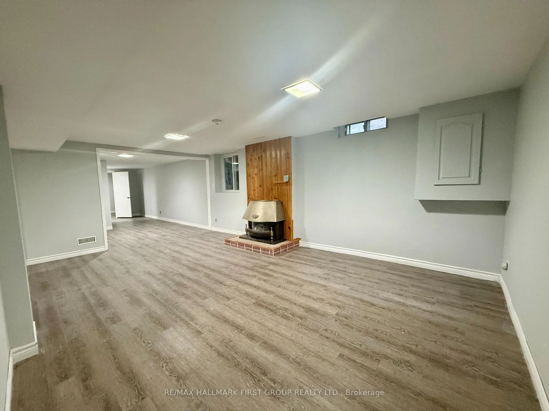 Photo 6 of 36 Mcclarnan Road, Ajax, South East — HOMEH