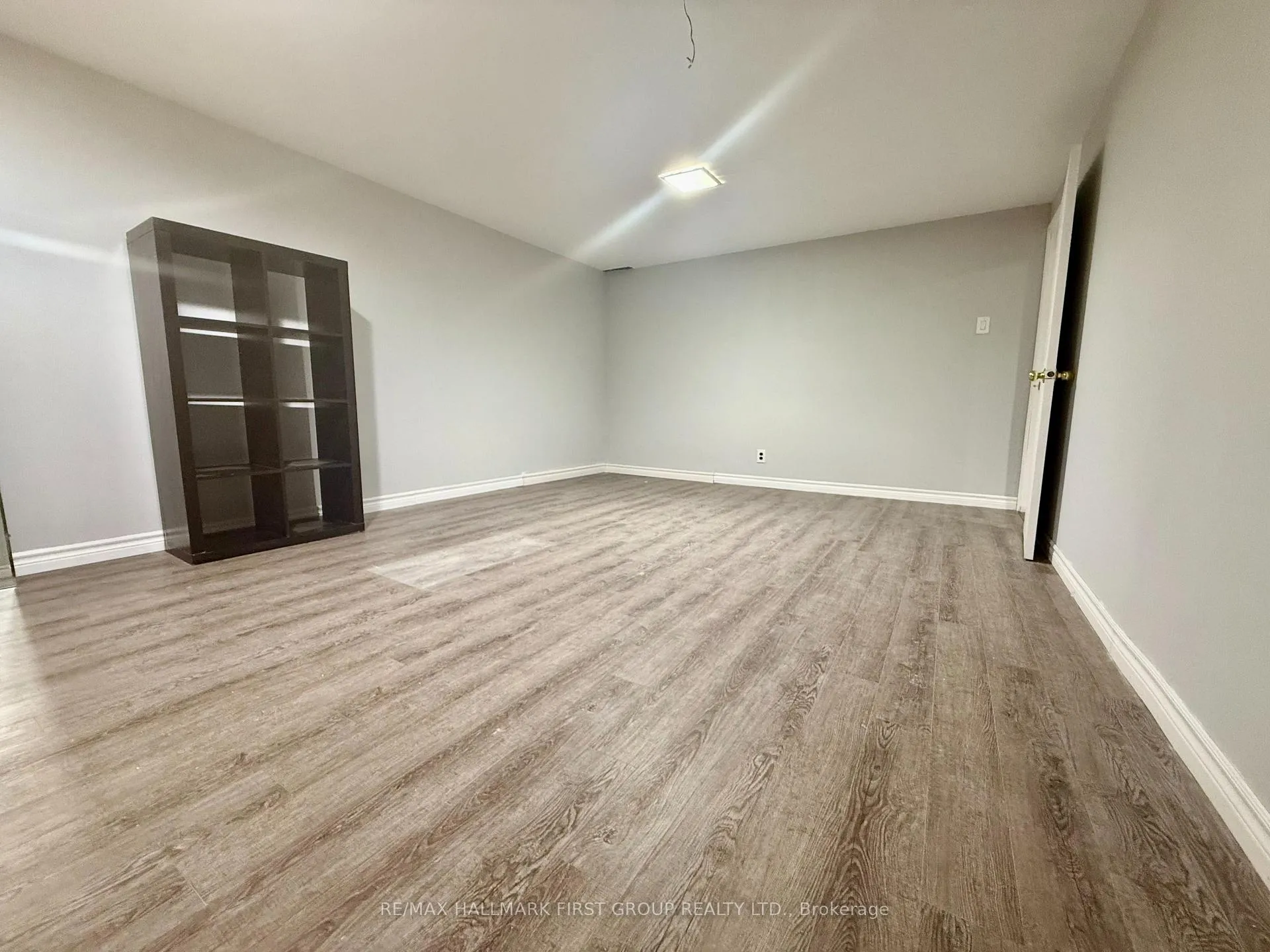 Photo 9 of 36 Mcclarnan Road, Ajax, South East — HOMEH
