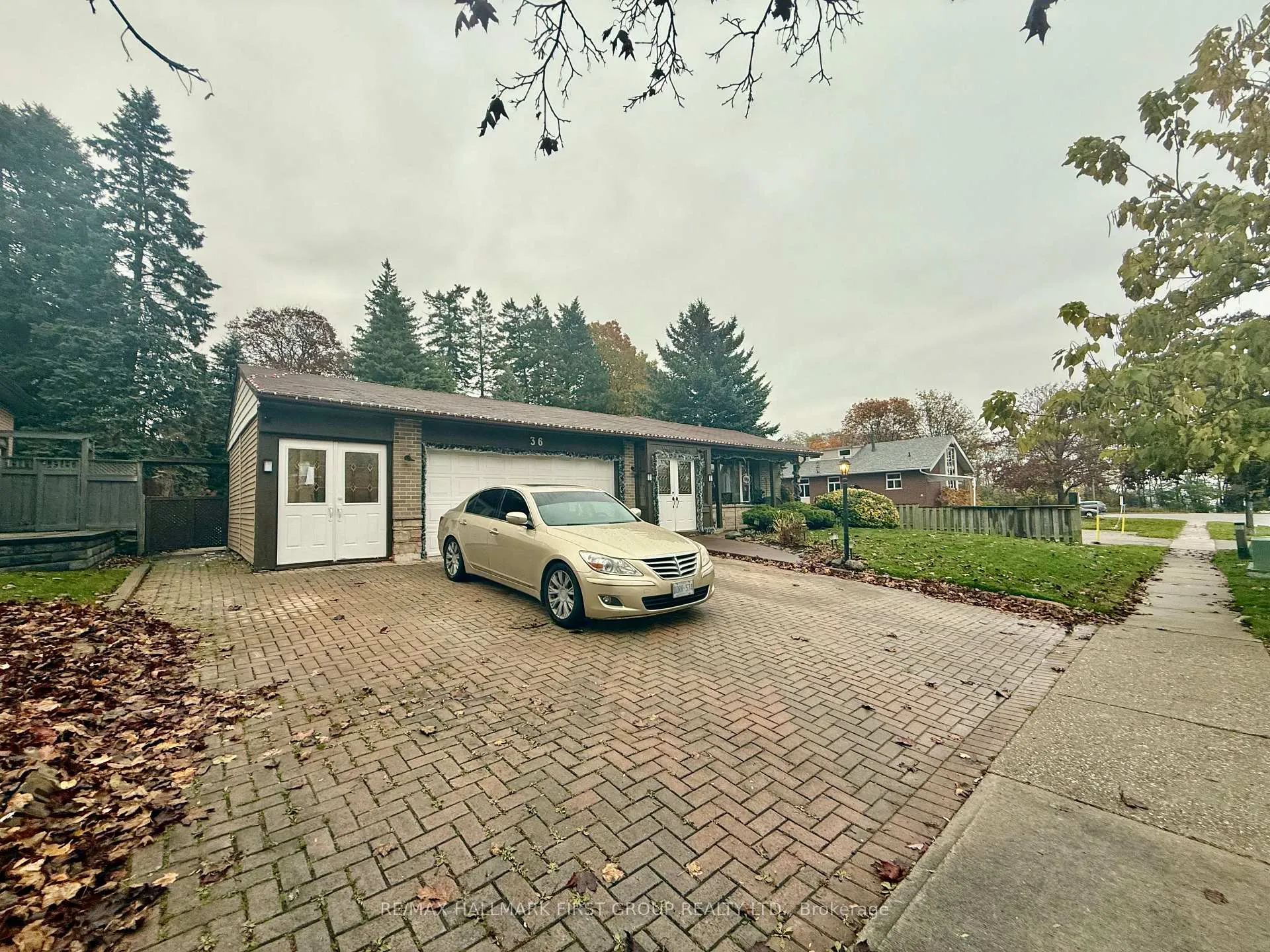 Photo 18 of 36 Mcclarnan Road, Ajax, South East — HOMEH