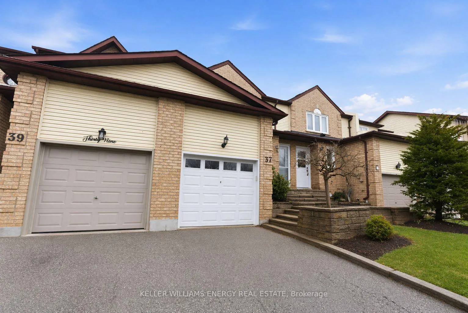 Front of 37 Moulton Court