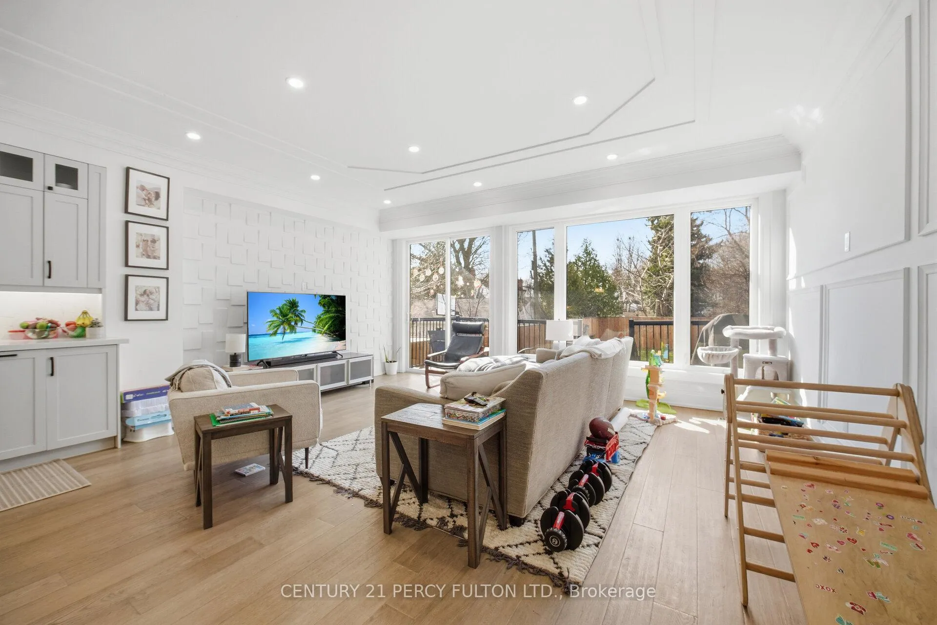Photo 19 of 195 Danforth Road, Scarborough, Oakridge — HOMEH