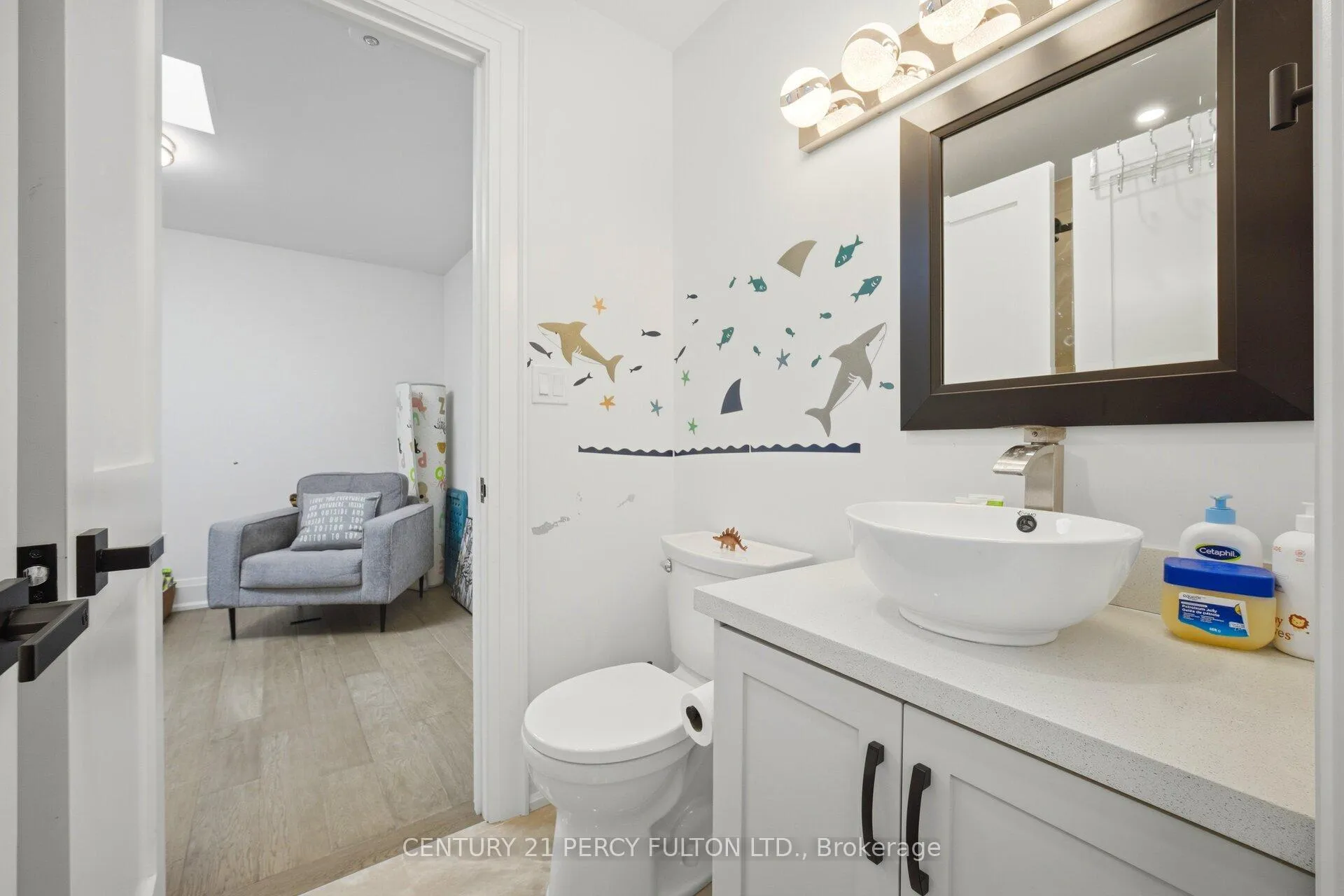 Photo 30 of 195 Danforth Road, Scarborough, Oakridge — HOMEH