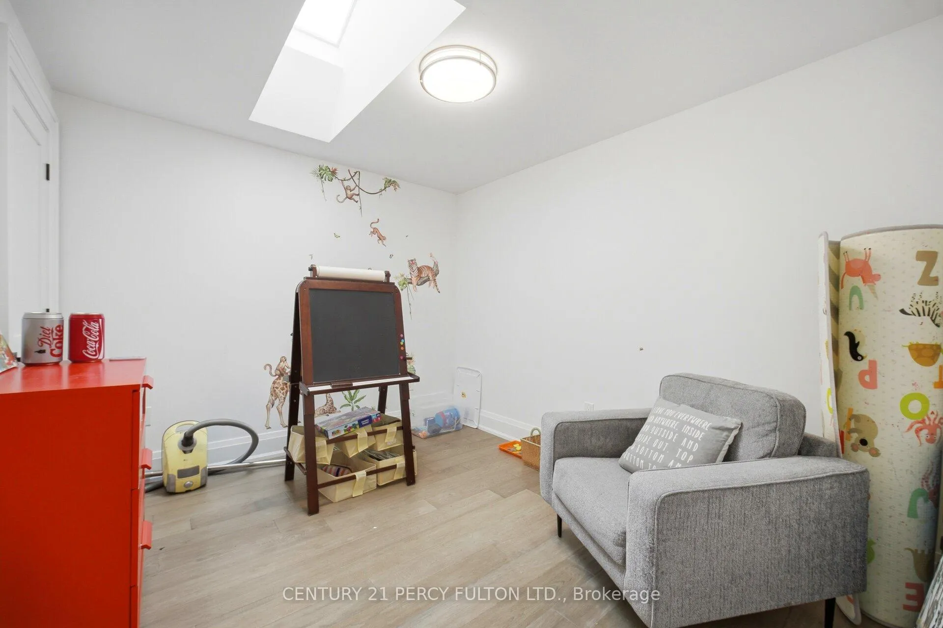 Photo 32 of 195 Danforth Road, Scarborough, Oakridge — HOMEH