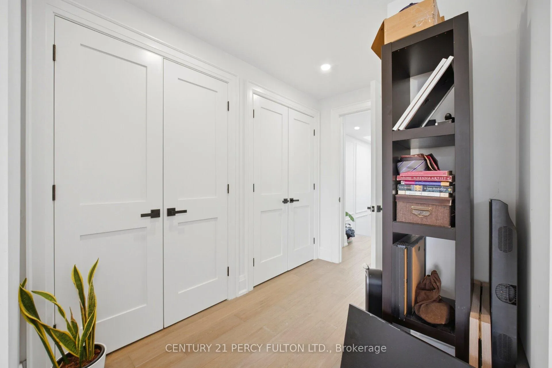 Photo 38 of 195 Danforth Road, Scarborough, Oakridge — HOMEH