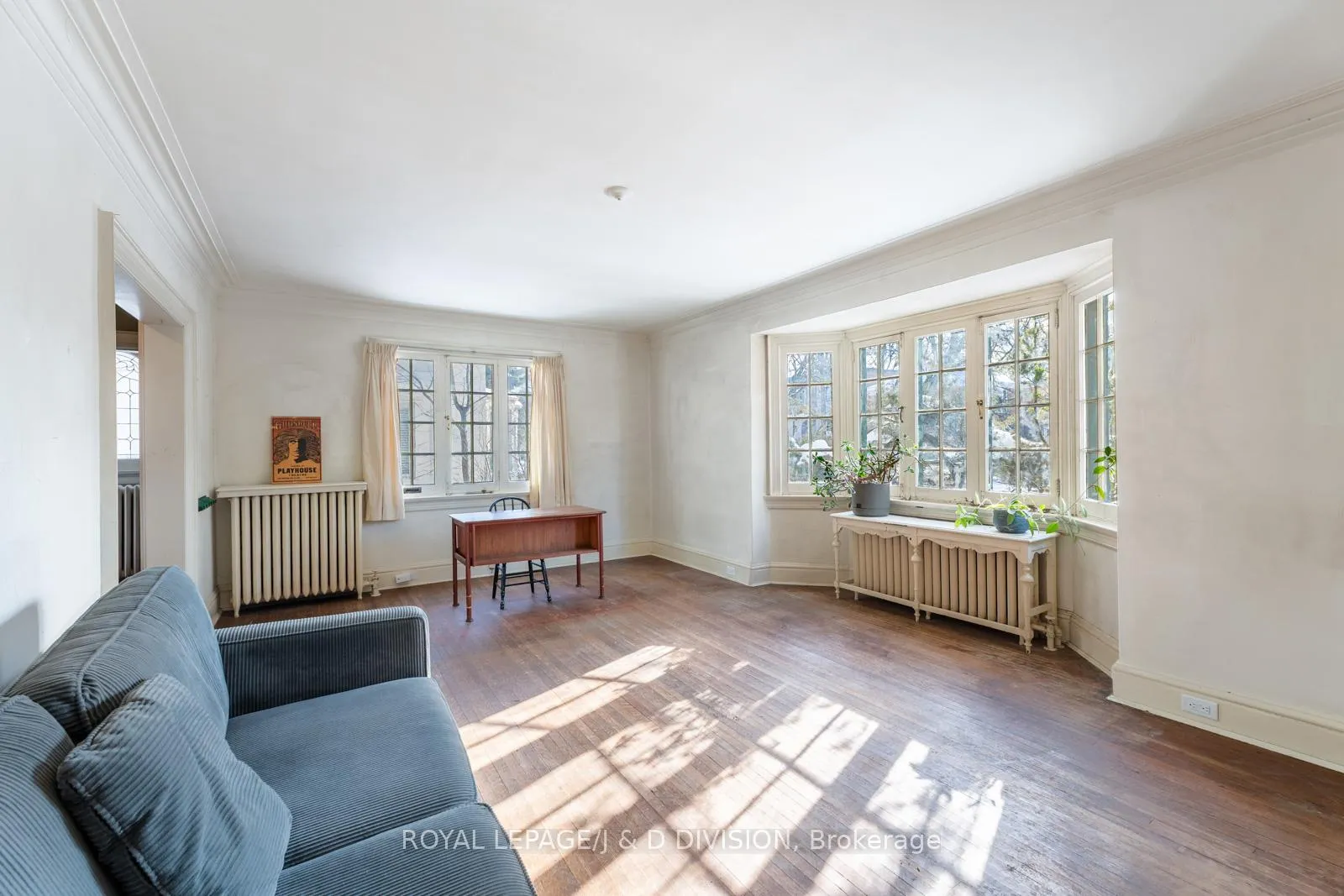 Photo 3 of 64 Heathdale Road, Toronto, Humewood-Cedarvale — HOMEH