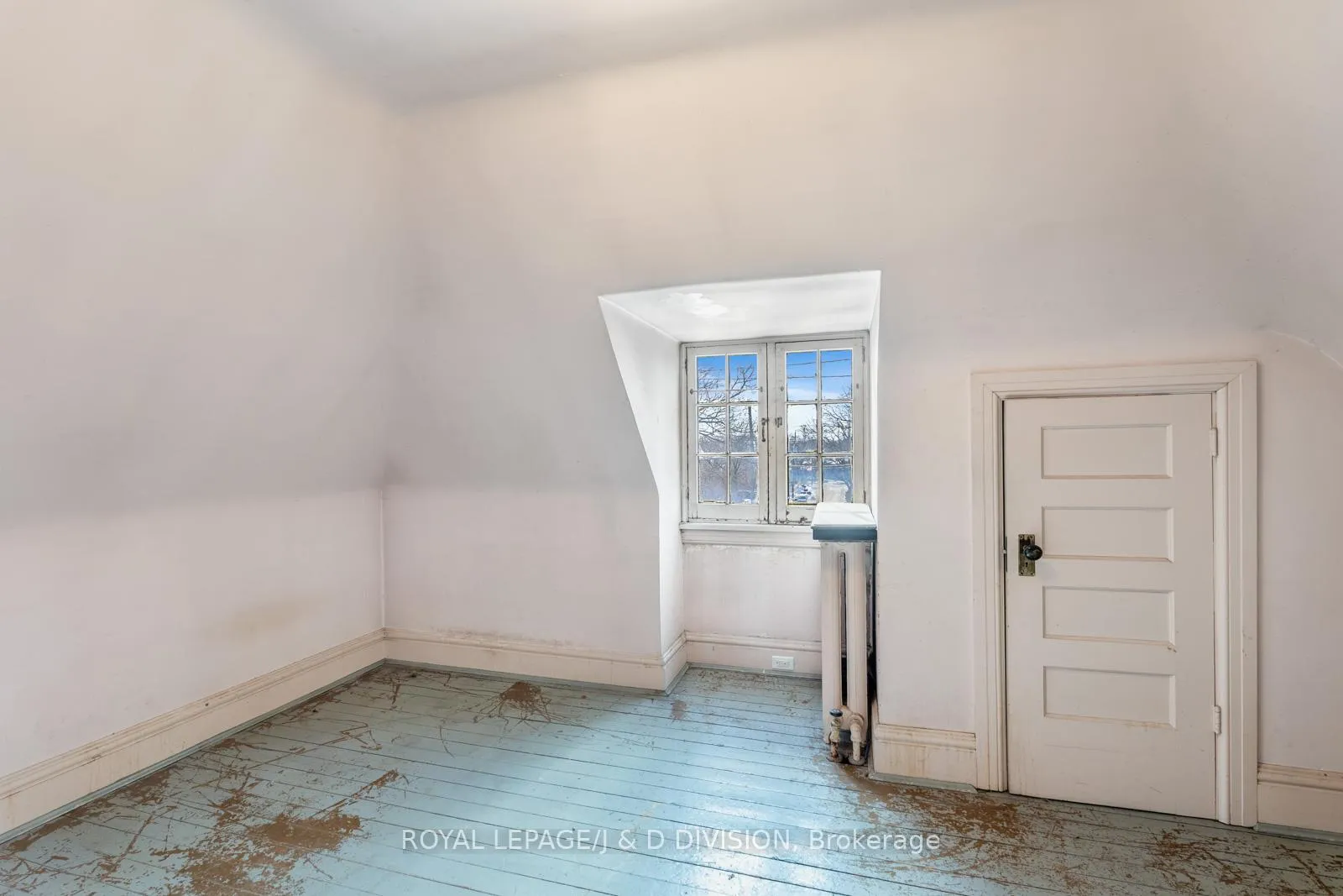 Photo 23 of 64 Heathdale Road, Toronto, Humewood-Cedarvale — HOMEH