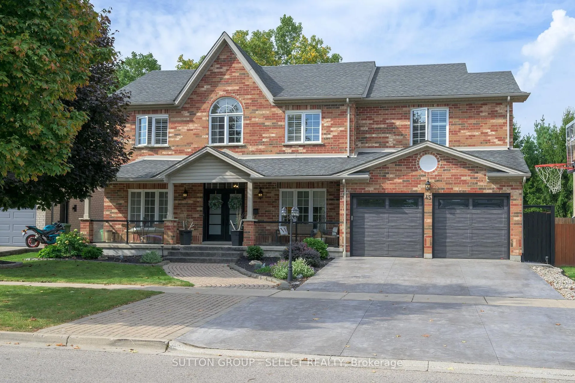 Photo 3 of 45 Shaw Valley Drive, St. Thomas — HOMEH