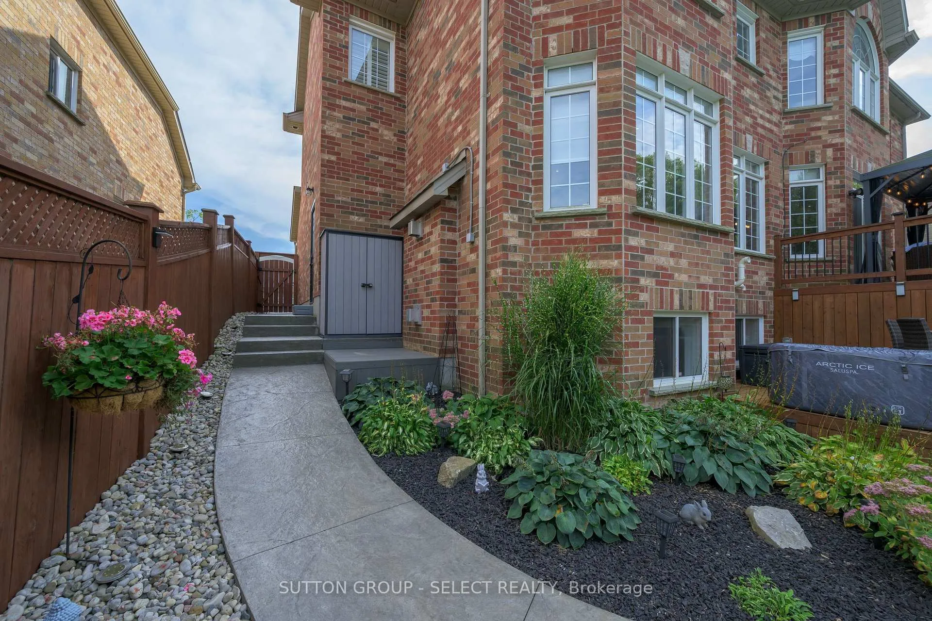 Photo 10 of 45 Shaw Valley Drive, St. Thomas — HOMEH