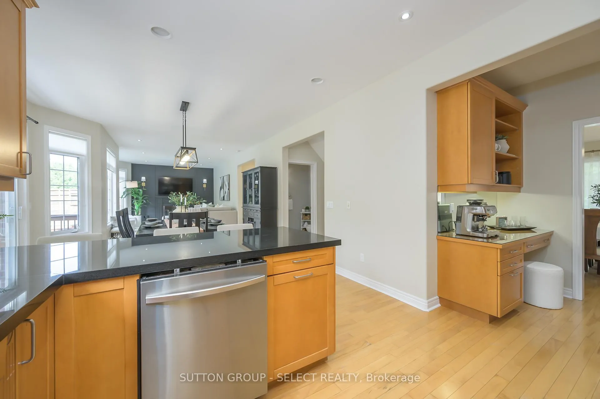 Photo 21 of 45 Shaw Valley Drive, St. Thomas — HOMEH