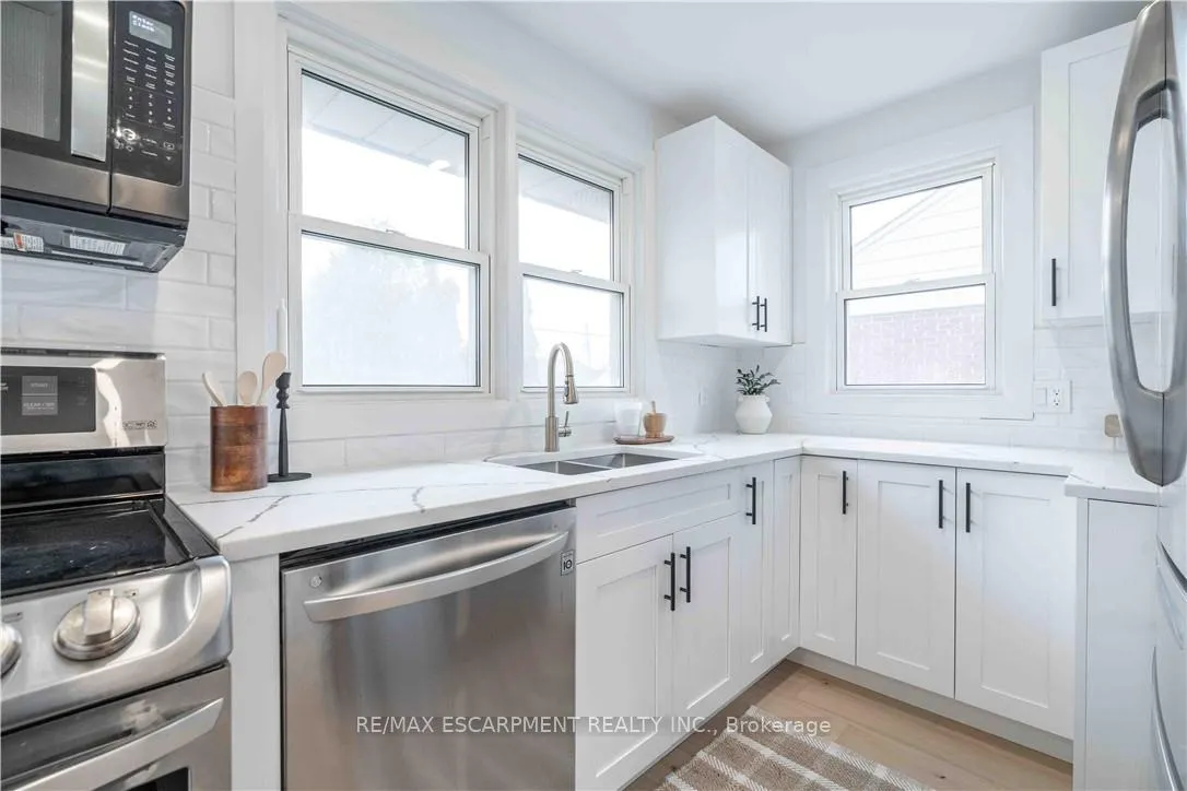 Photo 13 of 67 Toby Crescent, Hamilton, Huntington — HOMEH