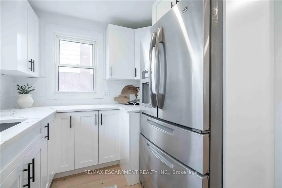 Photo 14 of 67 Toby Crescent, Hamilton, Huntington — HOMEH