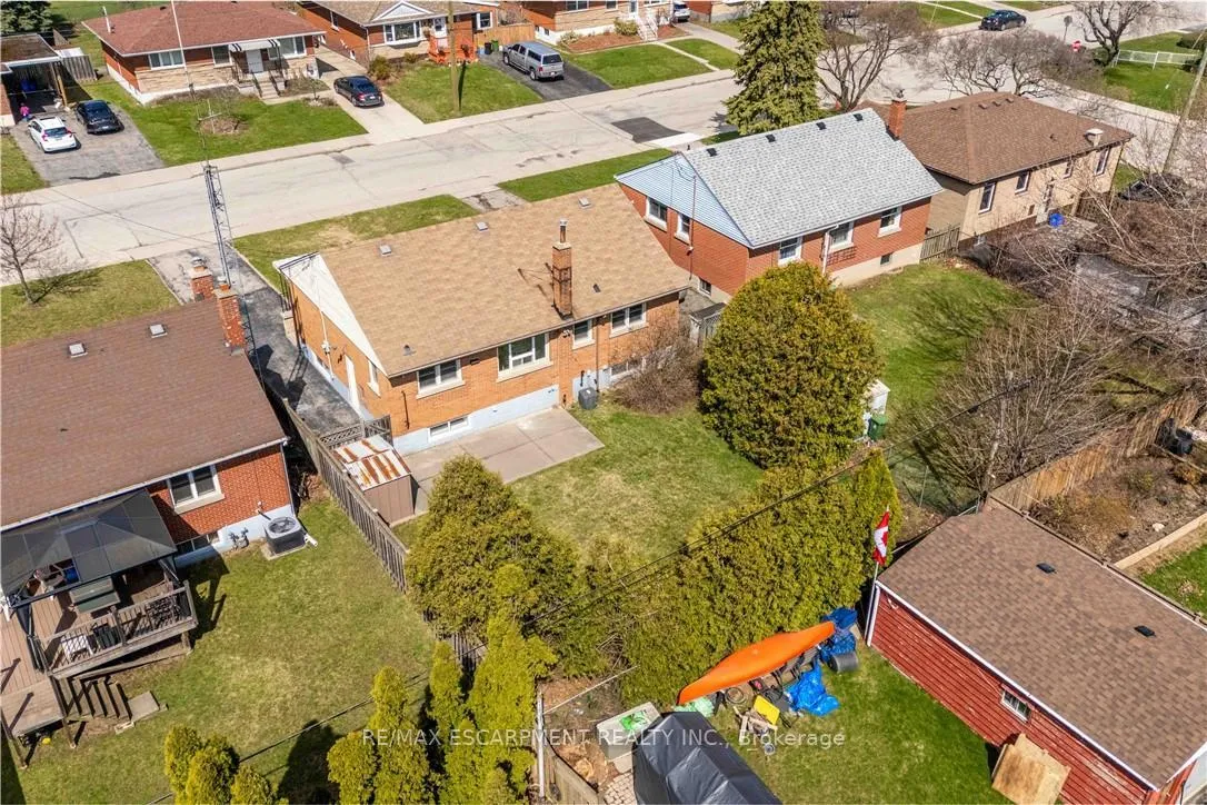 Photo 40 of 67 Toby Crescent, Hamilton, Huntington — HOMEH