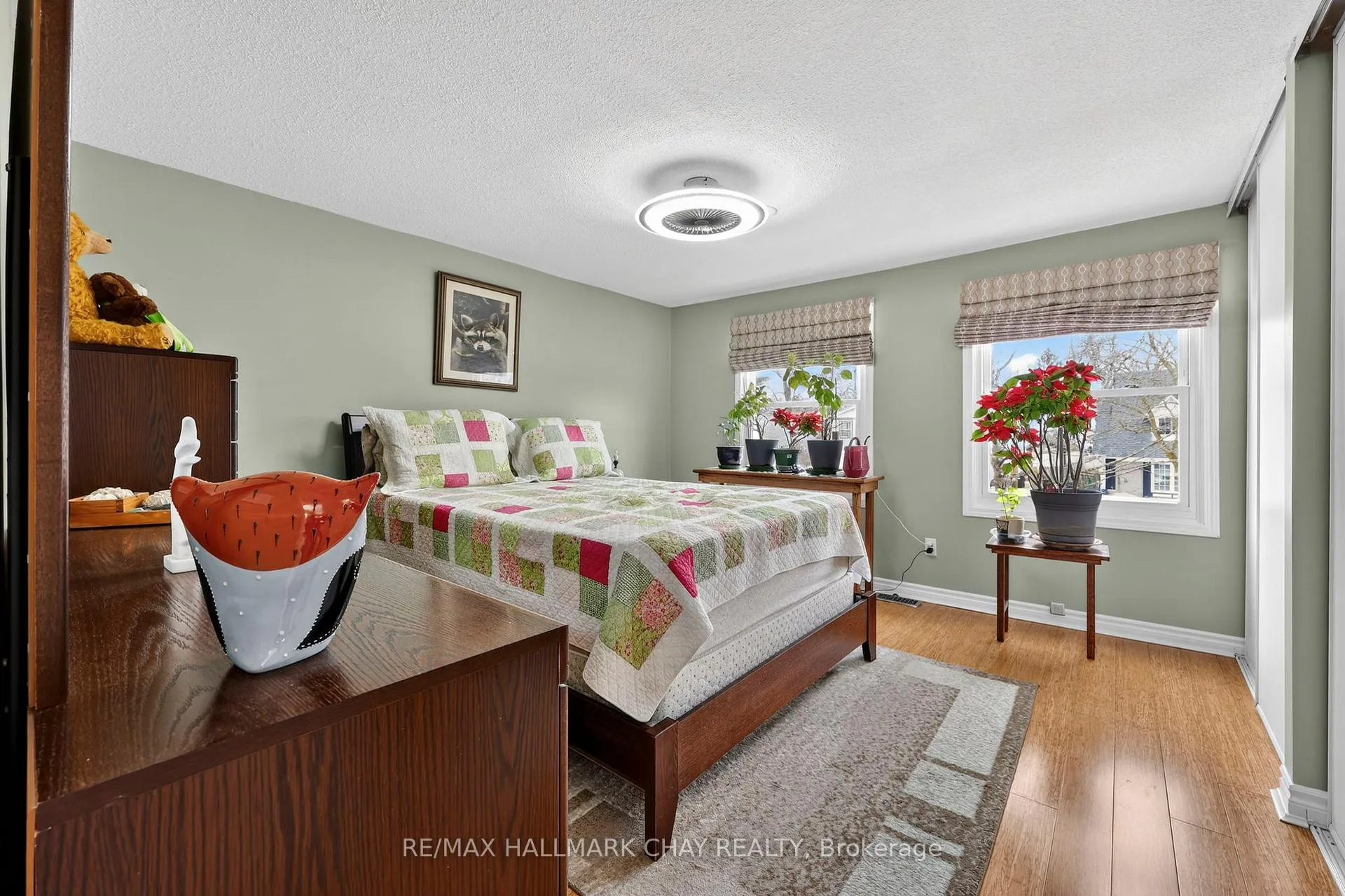 Photo 19 of 15 Wilde Place, Barrie, Letitia Heights — HOMEH