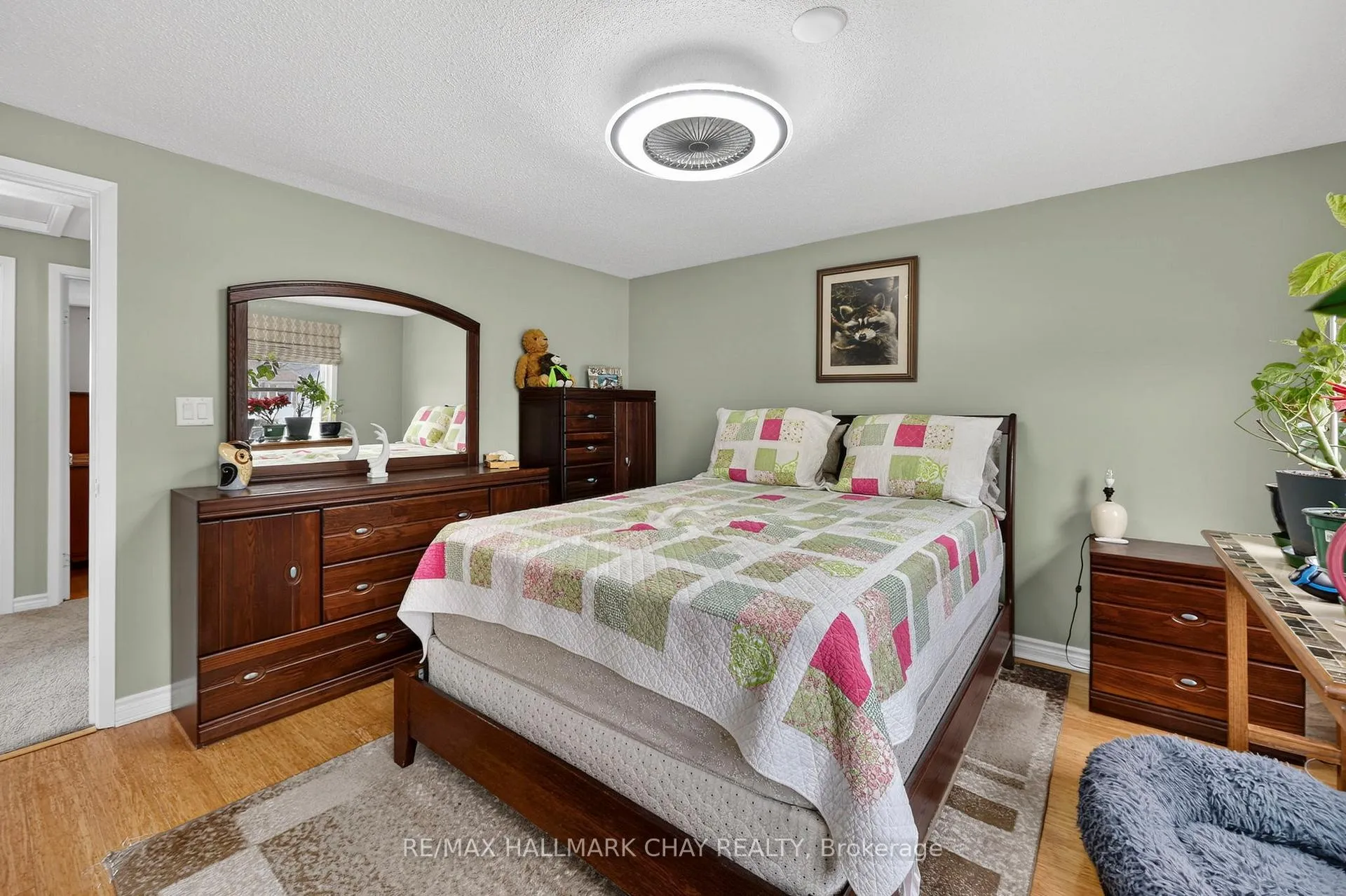 Photo 20 of 15 Wilde Place, Barrie, Letitia Heights — HOMEH