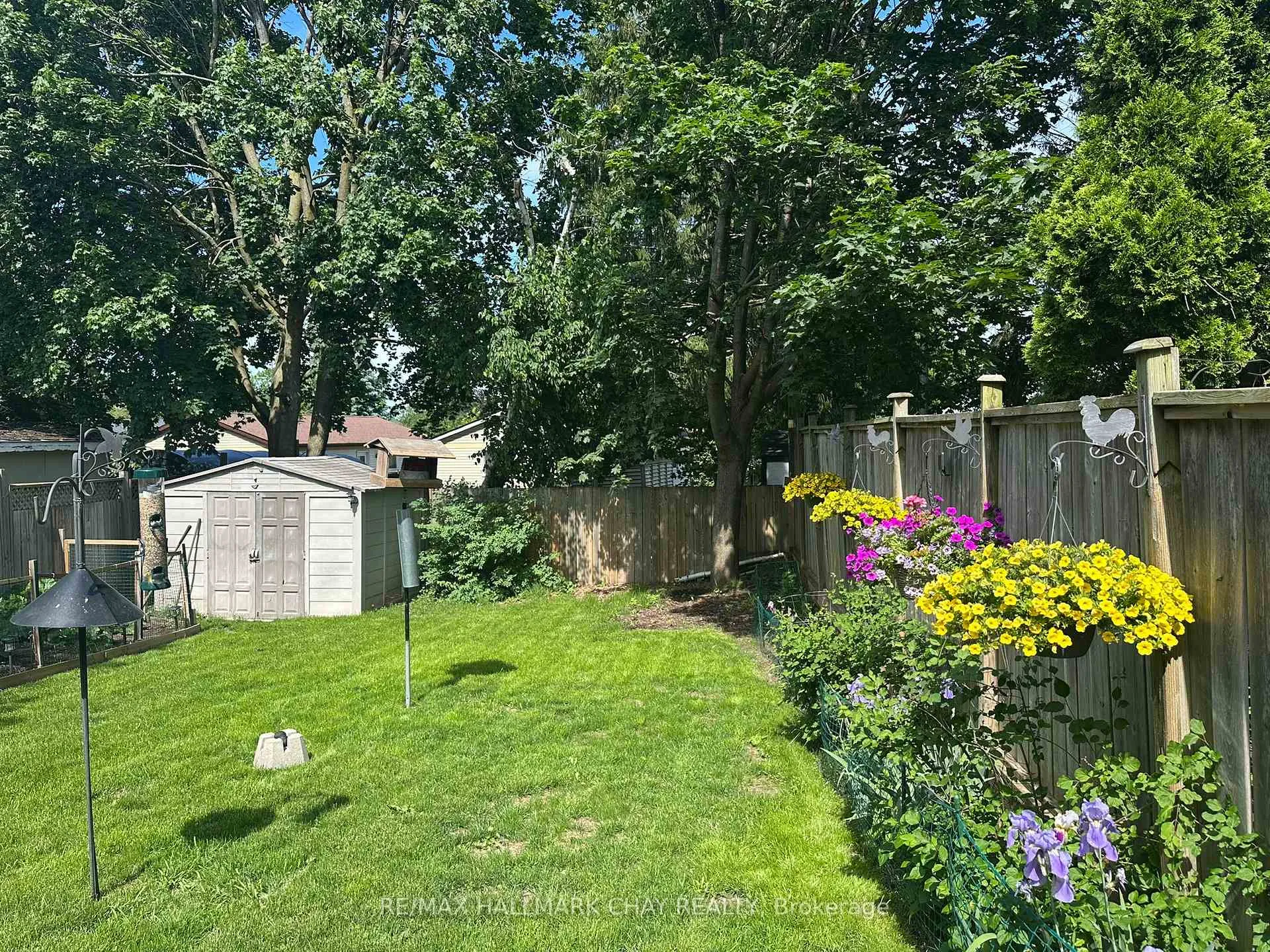 Photo 39 of 15 Wilde Place, Barrie, Letitia Heights — HOMEH
