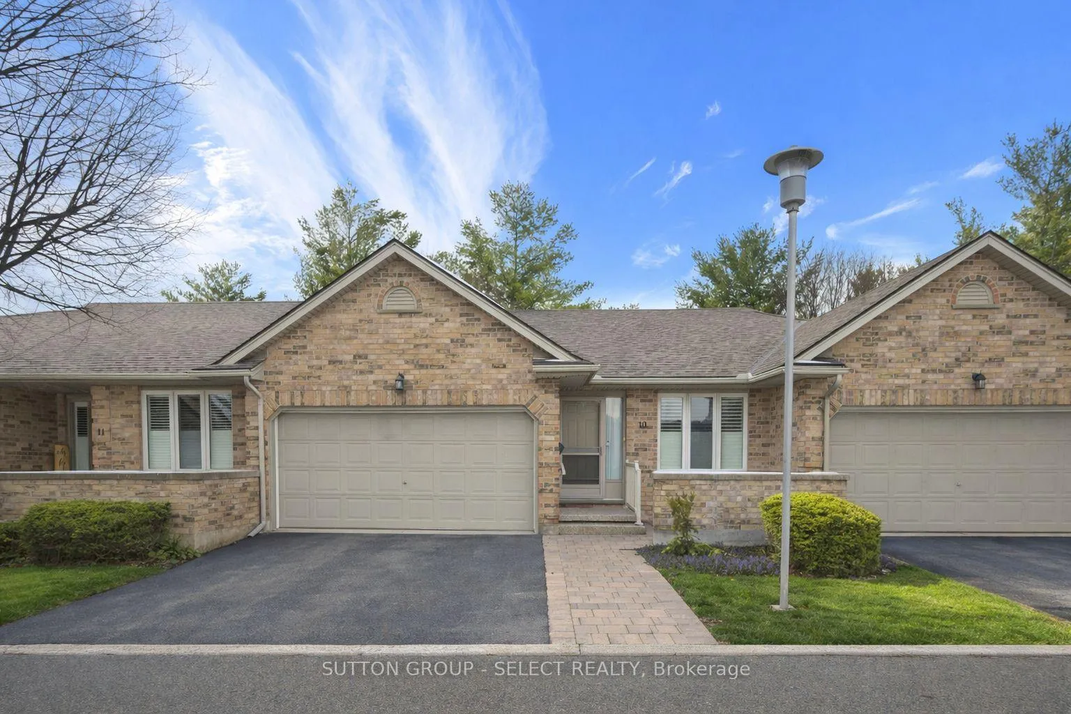 Front of Unit 10, 1241 Beaverbrook Avenue