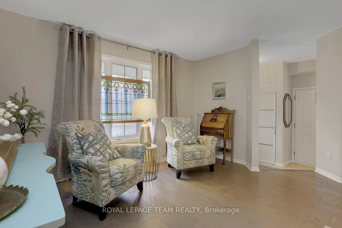 Photo 4 of 191 Cresthaven Drive, Ottawa, Barrhaven East — HOMEH