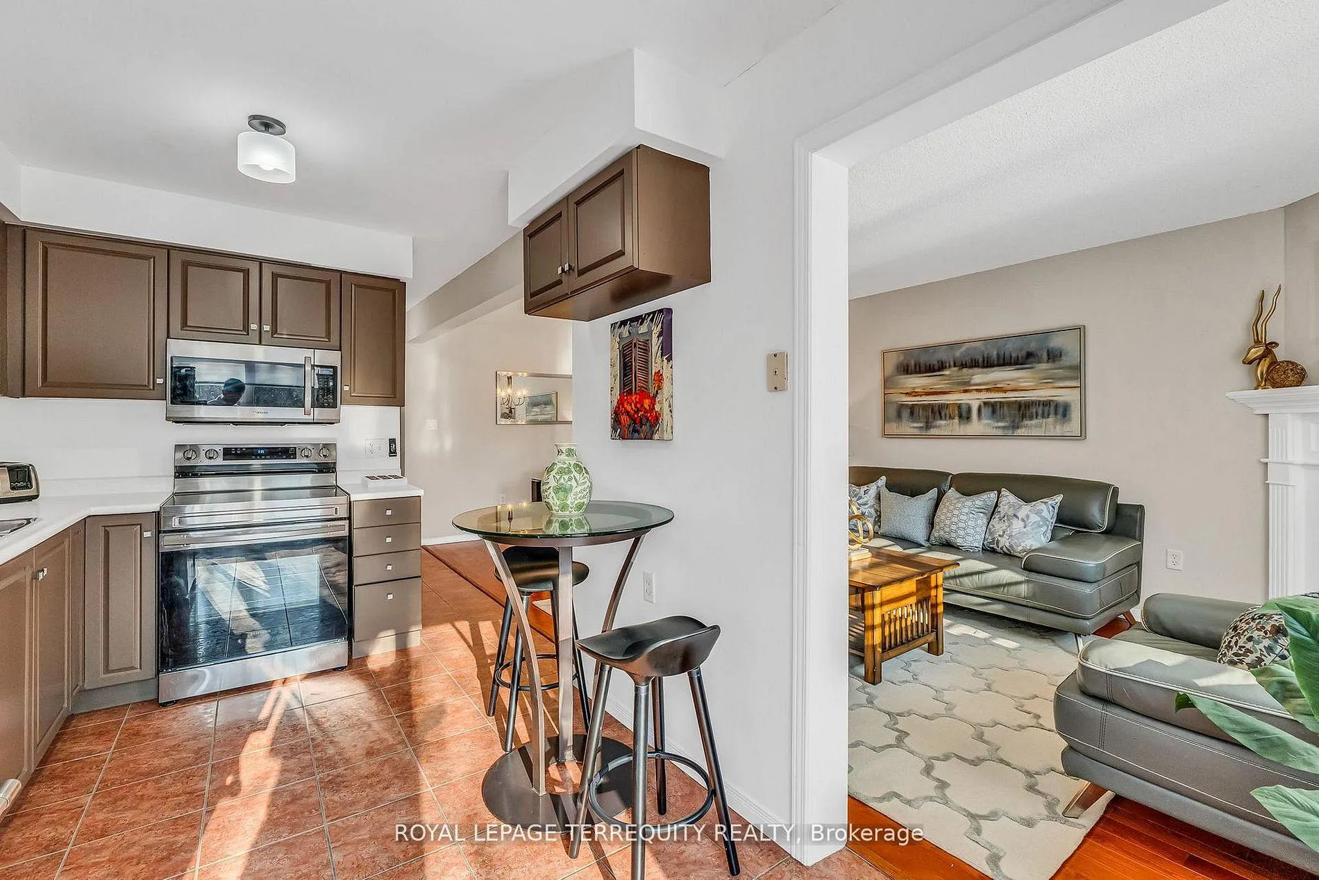 Photo 17 of Unit 25, 1276 Silvan Forest Drive, Burlington, Tansley — HOMEH
