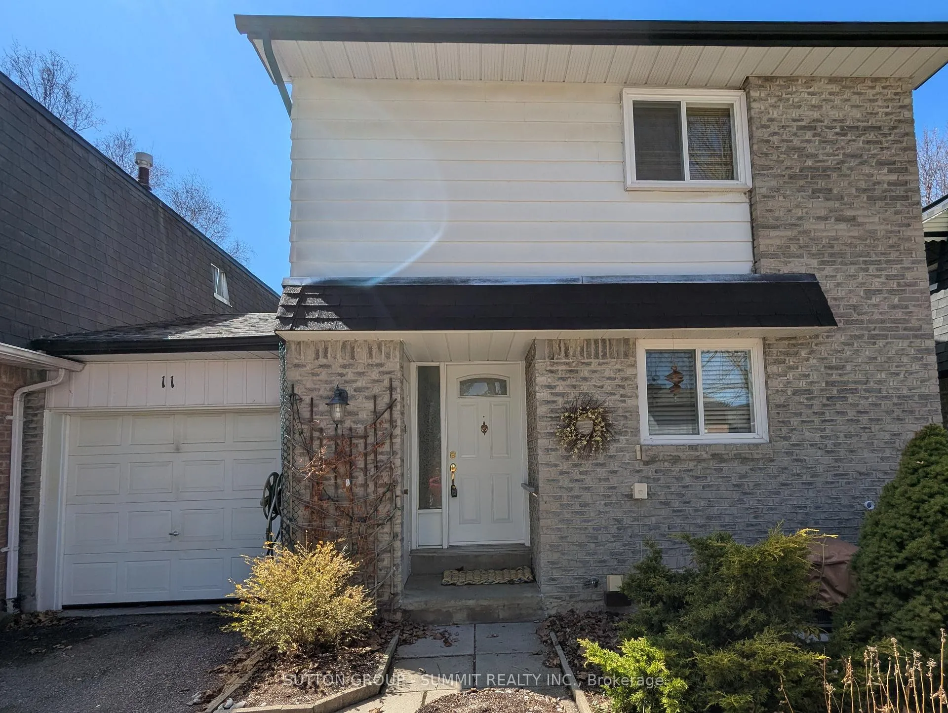 Photo 1 of 11 St Andrew's Court, Aurora, Hills of St Andrew — HOMEH