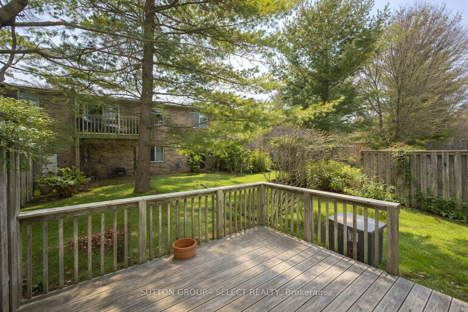 Photo 3 of Unit 10, 1241 Beaverbrook Avenue, London, North N — HOMEH