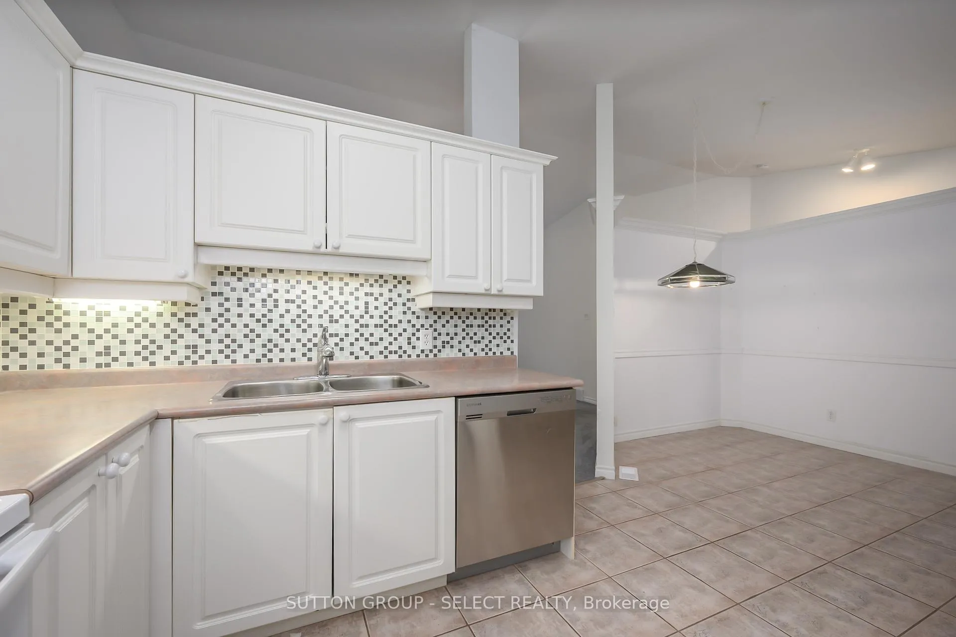 Photo 10 of Unit 10, 1241 Beaverbrook Avenue, London, North N — HOMEH