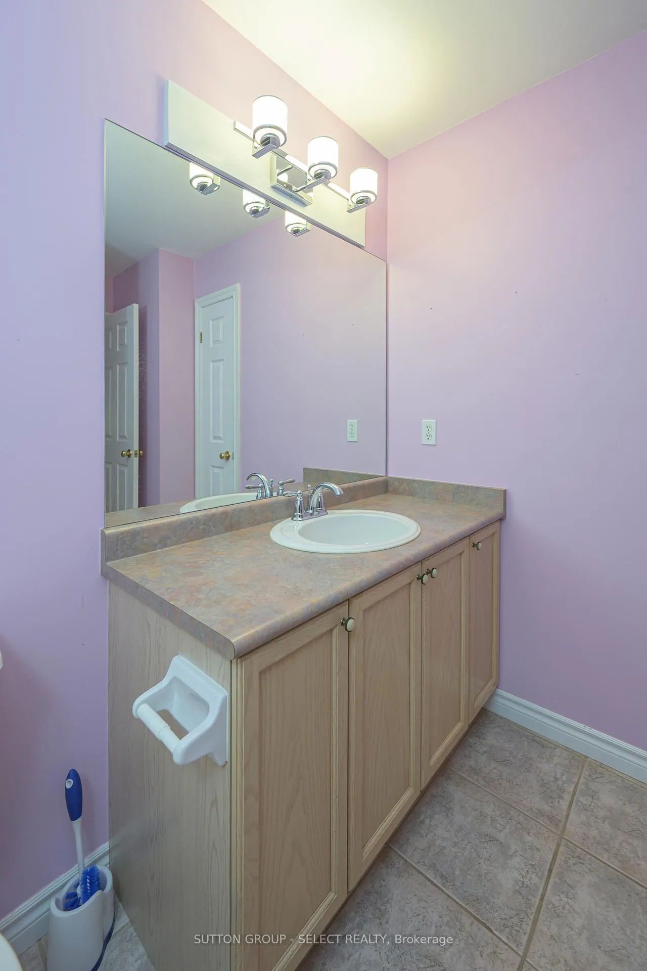Photo 22 of Unit 10, 1241 Beaverbrook Avenue, London, North N — HOMEH