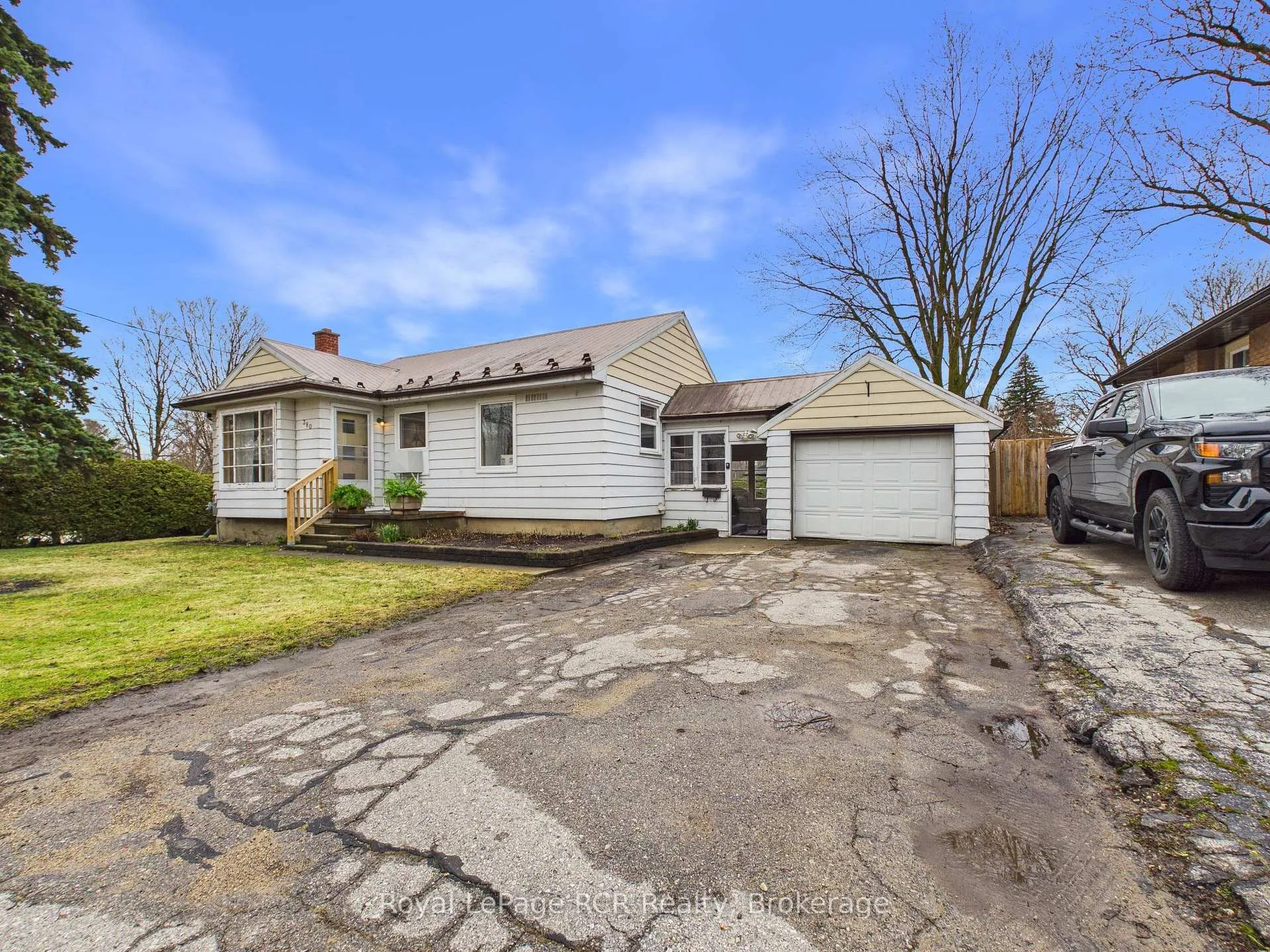 Photo 1 of 380 Winston Street E, North Perth, Listowel — HOMEH