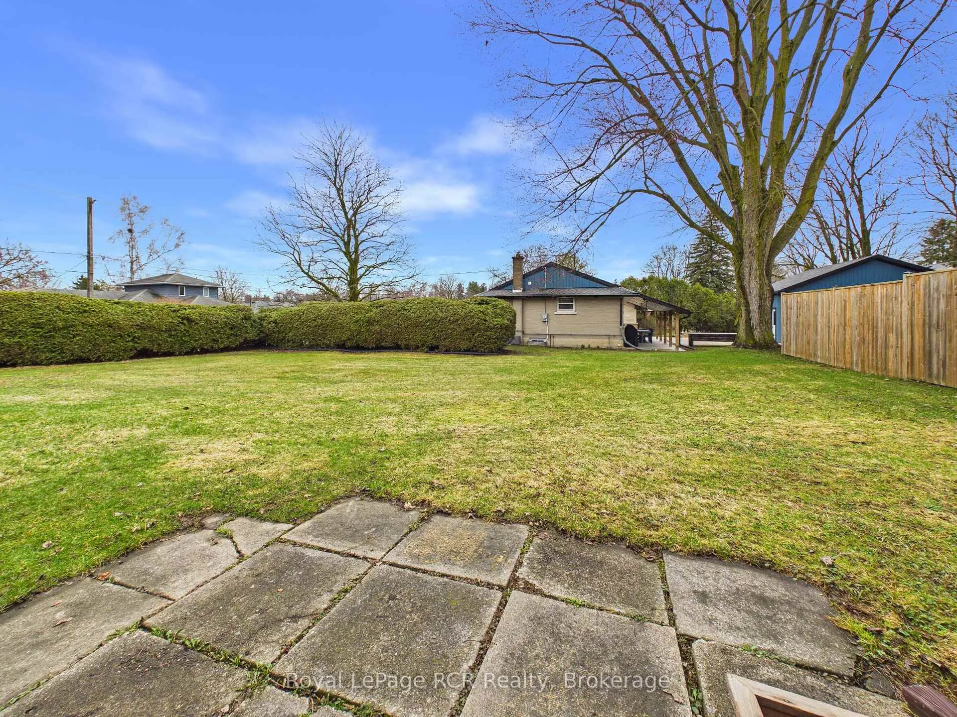 Photo 27 of 380 Winston Street E, North Perth, Listowel — HOMEH