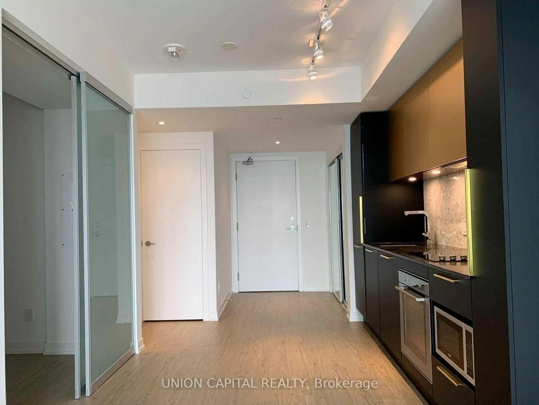 Photo 3 of Unit 3918, 85 Wood Street, Toronto, Church-Yonge Corridor — HOMEH