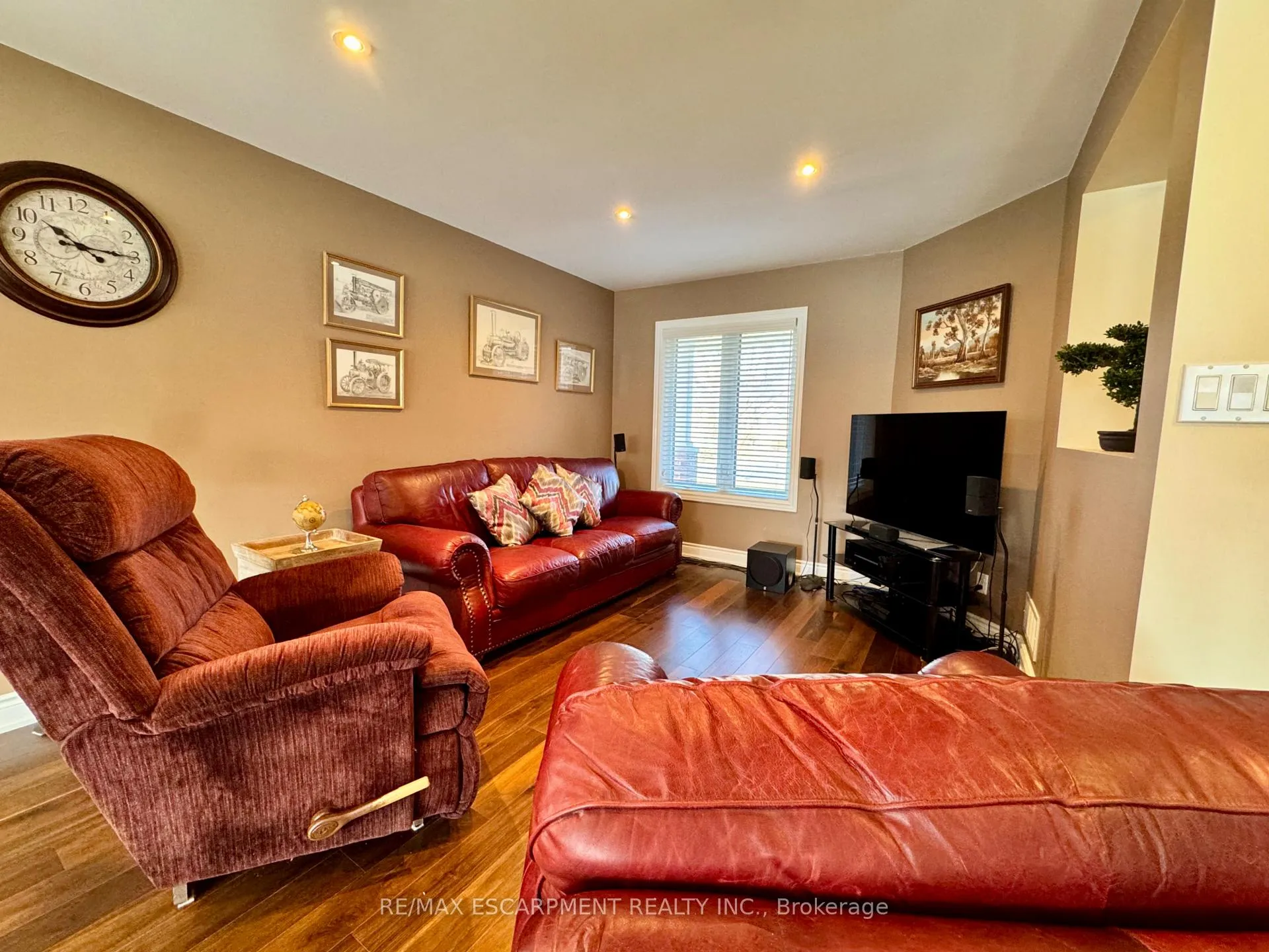 Photo 12 of 4126 Bianca Forest Drive, Burlington, Tansley — HOMEH