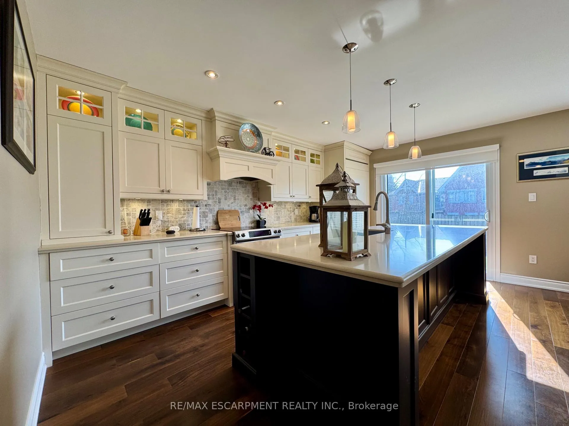Photo 16 of 4126 Bianca Forest Drive, Burlington, Tansley — HOMEH