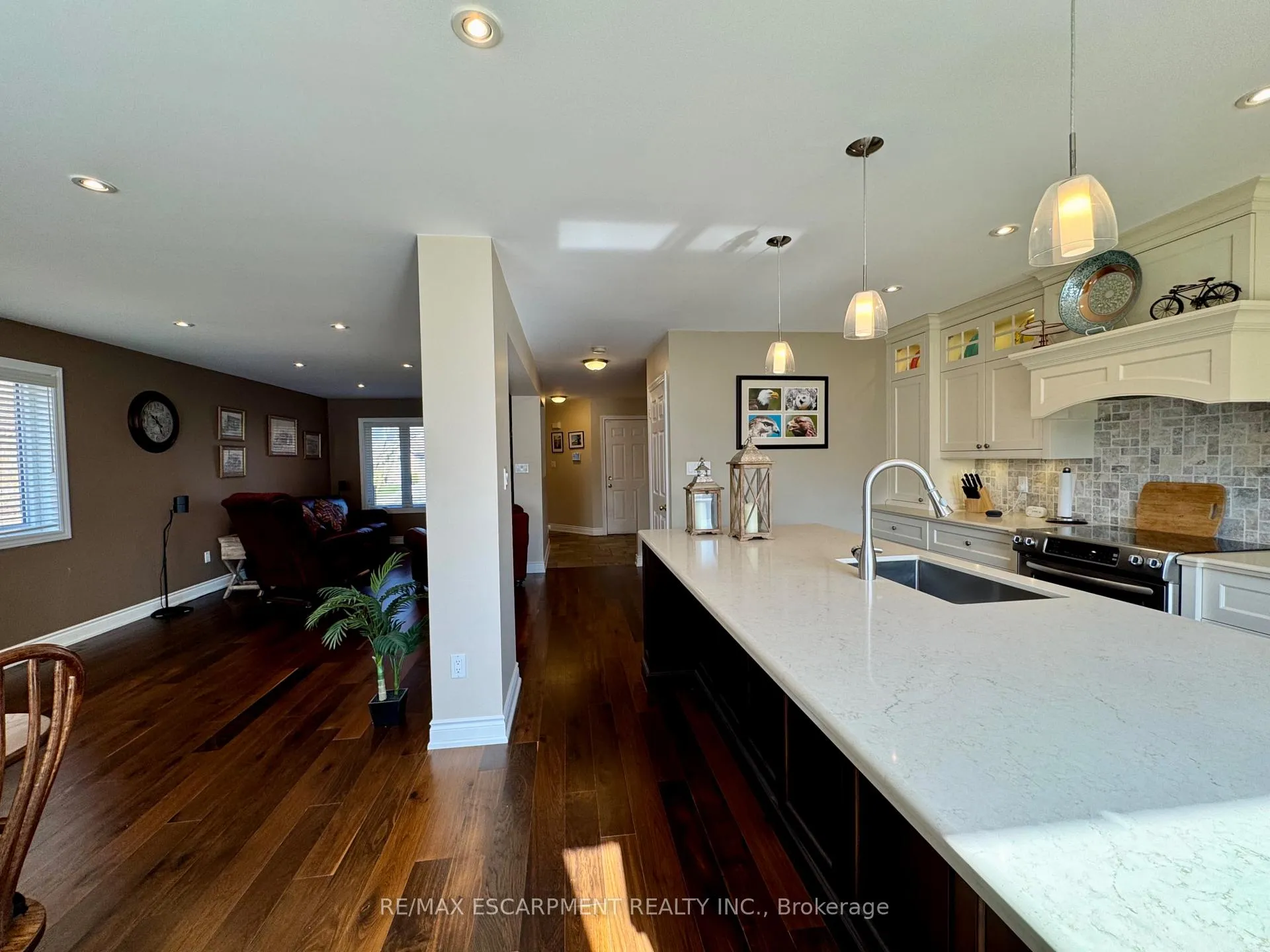 Photo 23 of 4126 Bianca Forest Drive, Burlington, Tansley — HOMEH