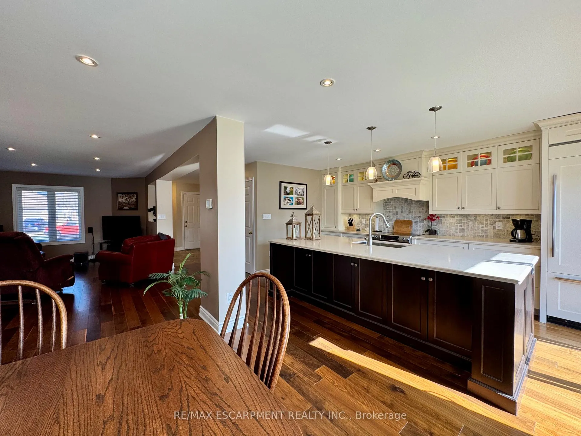 Photo 24 of 4126 Bianca Forest Drive, Burlington, Tansley — HOMEH
