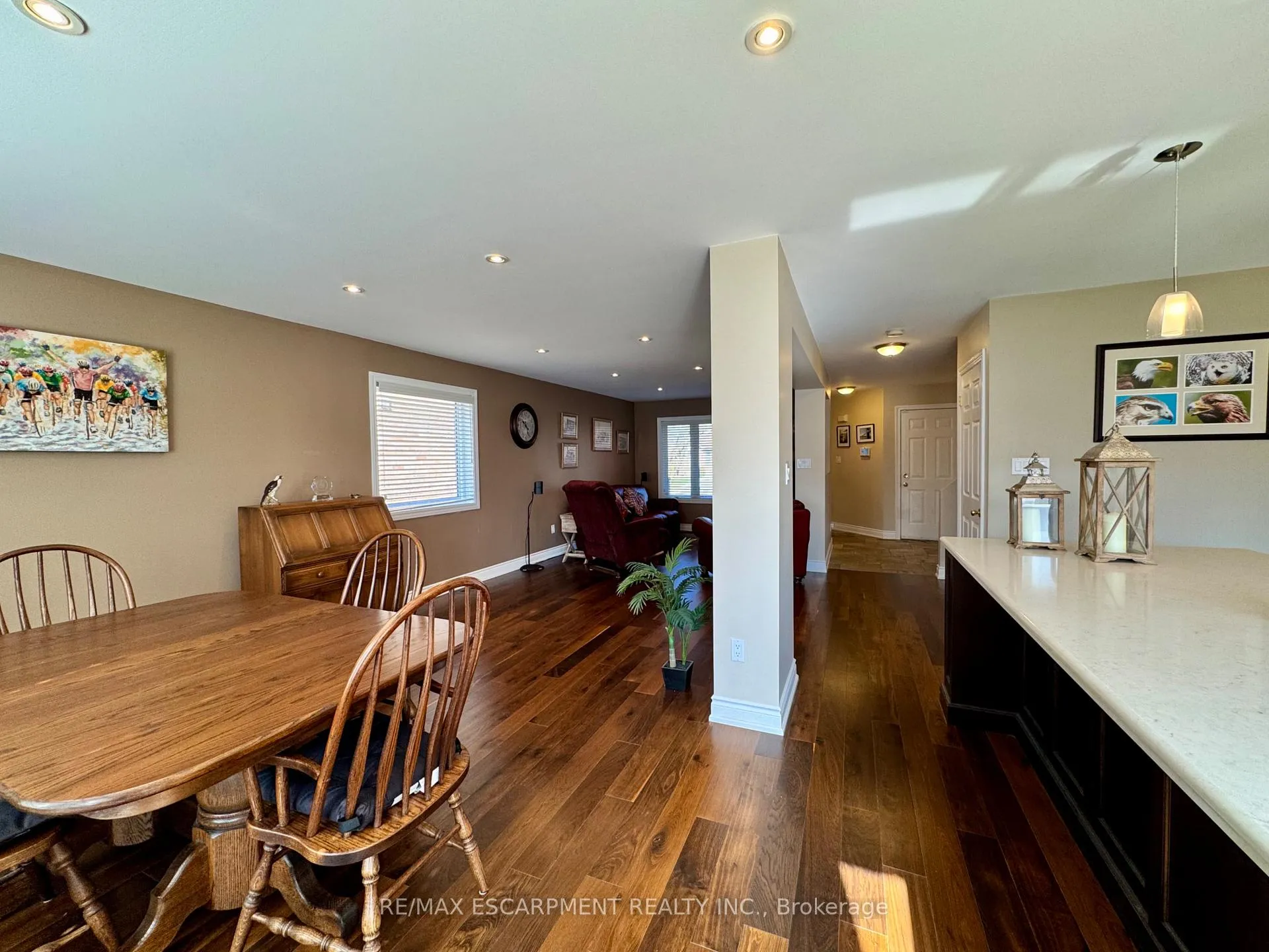 Photo 26 of 4126 Bianca Forest Drive, Burlington, Tansley — HOMEH