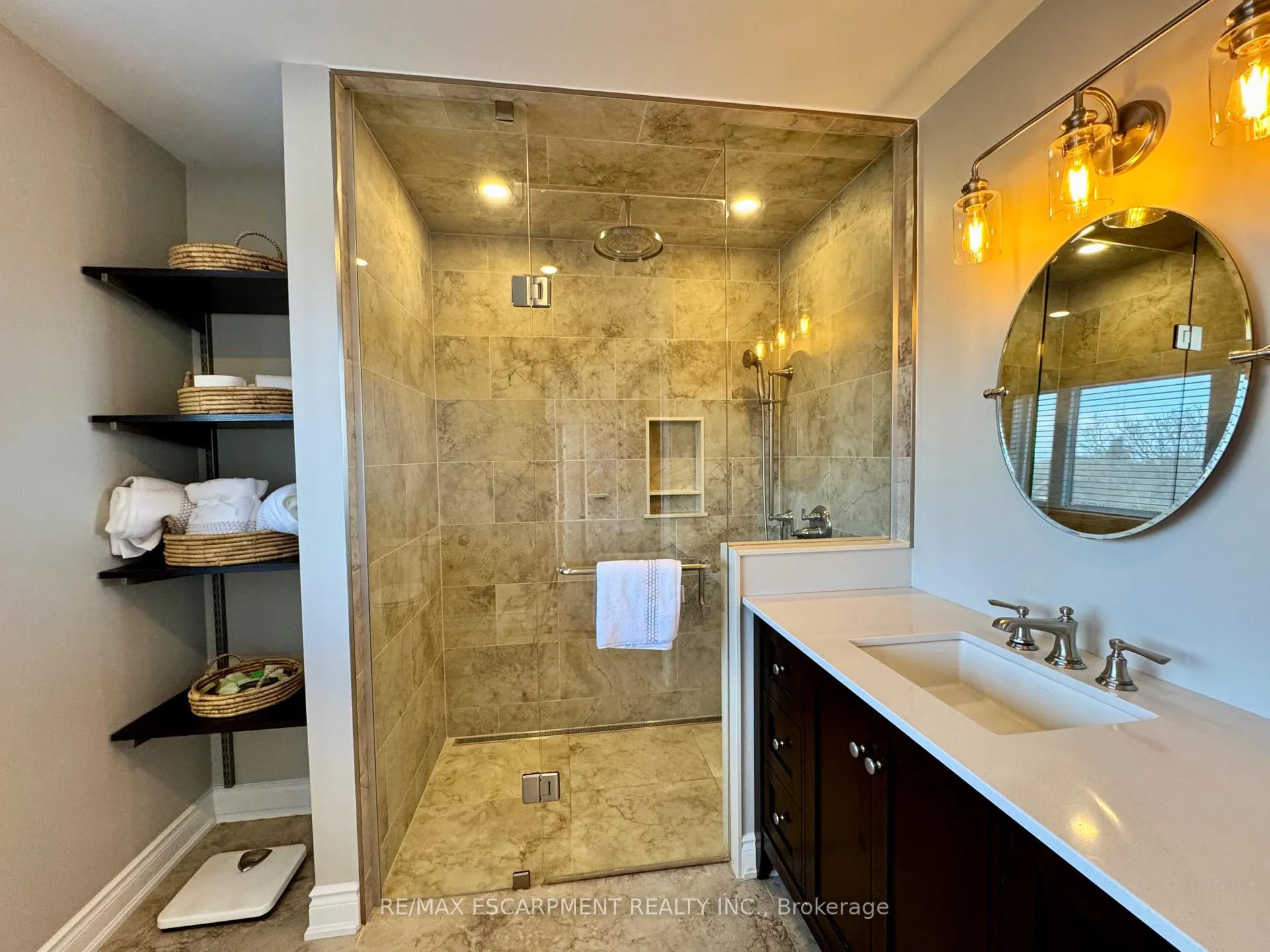 Photo 41 of 4126 Bianca Forest Drive, Burlington, Tansley — HOMEH