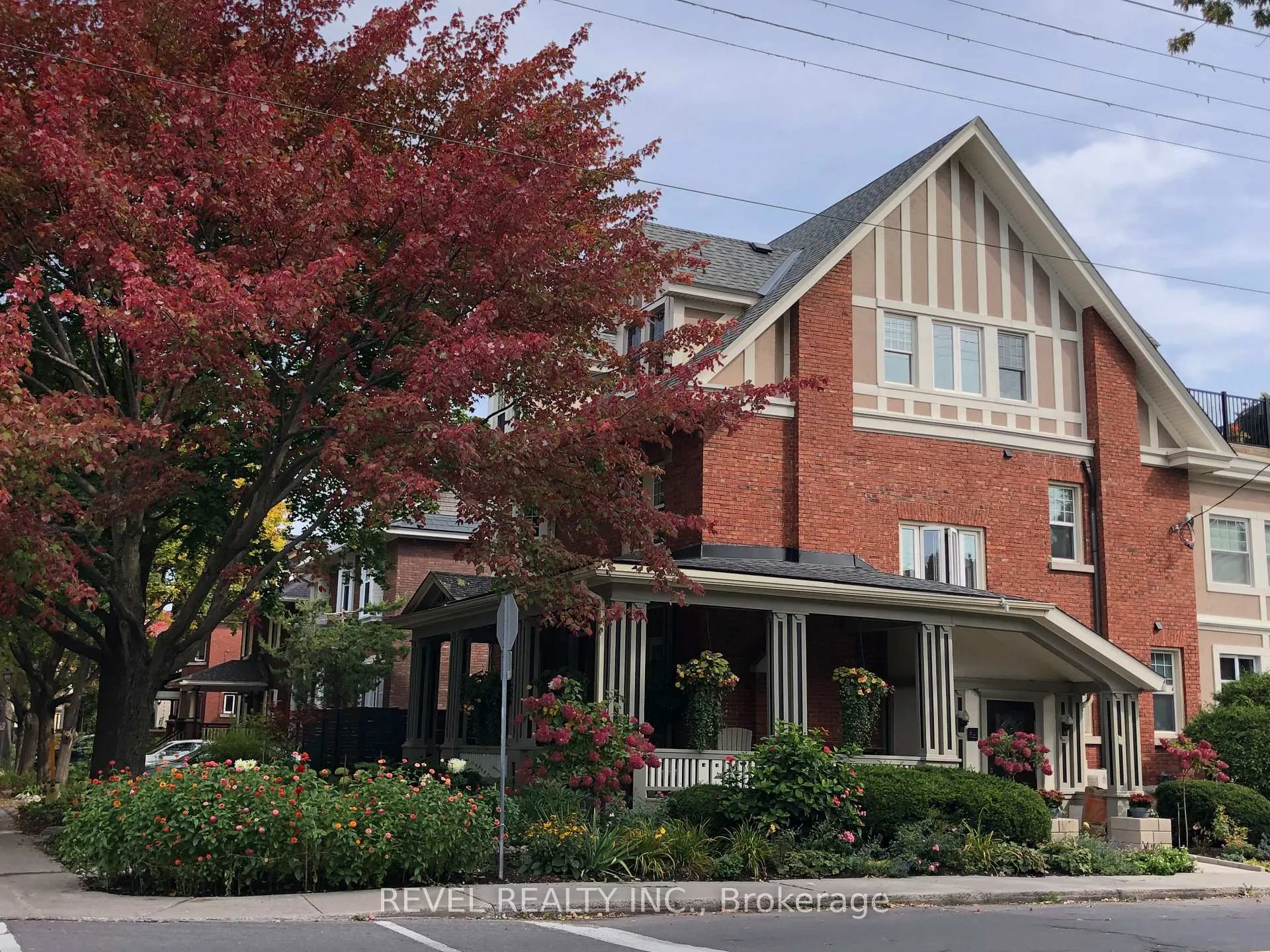 Photo 4 of 90 Powell Avenue, Ottawa, Glebe — HOMEH