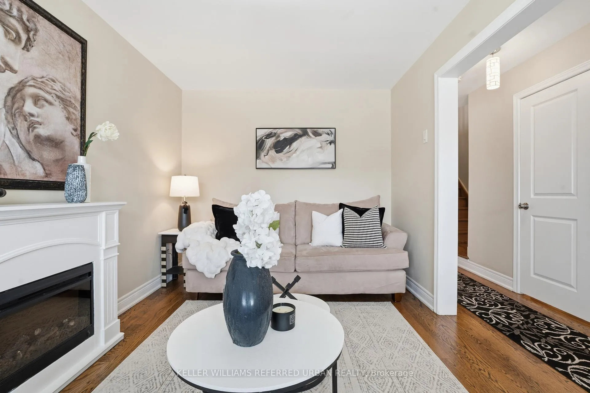 Photo 7 of 266 Melrose Street, Etobicoke, Mimico — HOMEH
