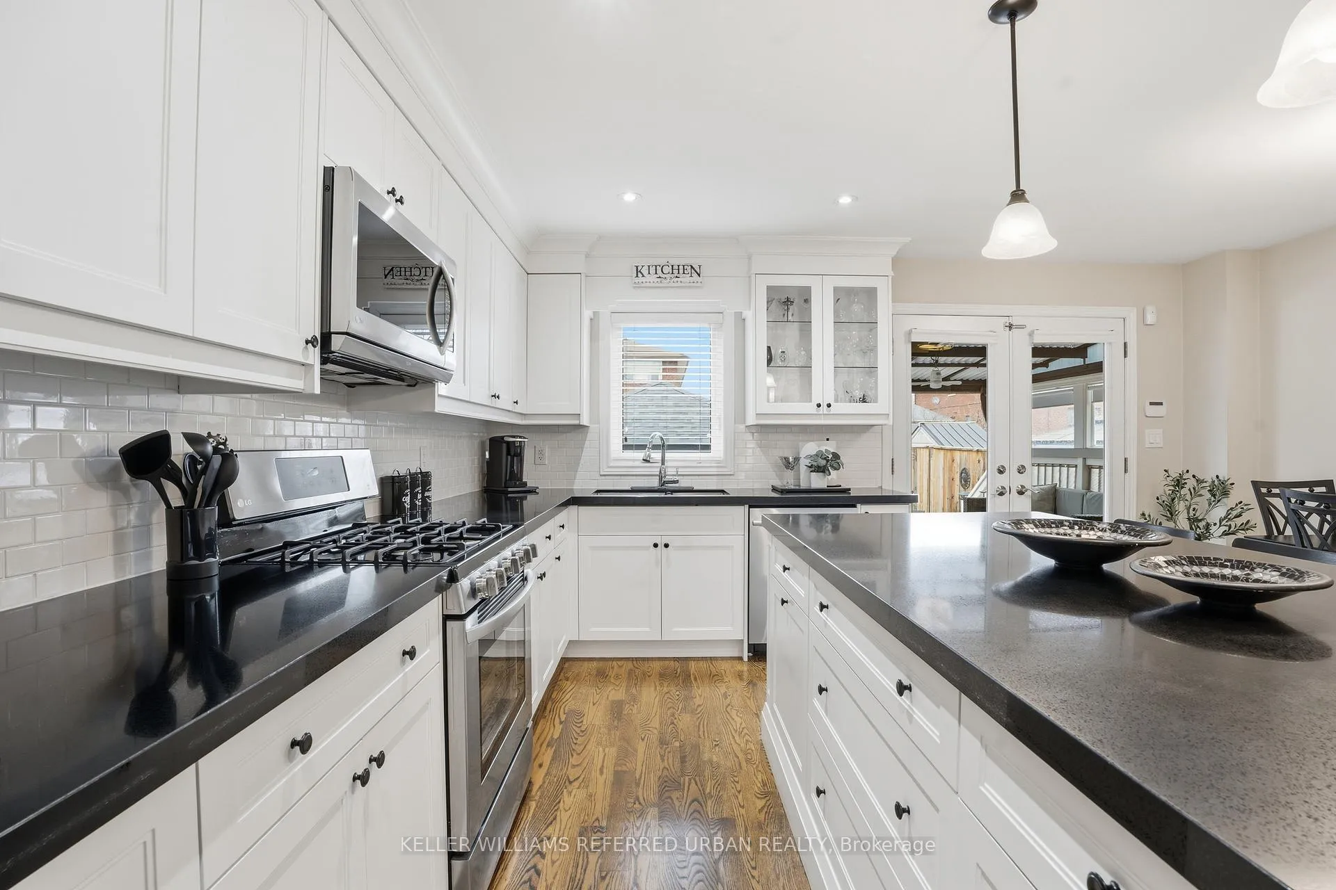 Photo 14 of 266 Melrose Street, Etobicoke, Mimico — HOMEH