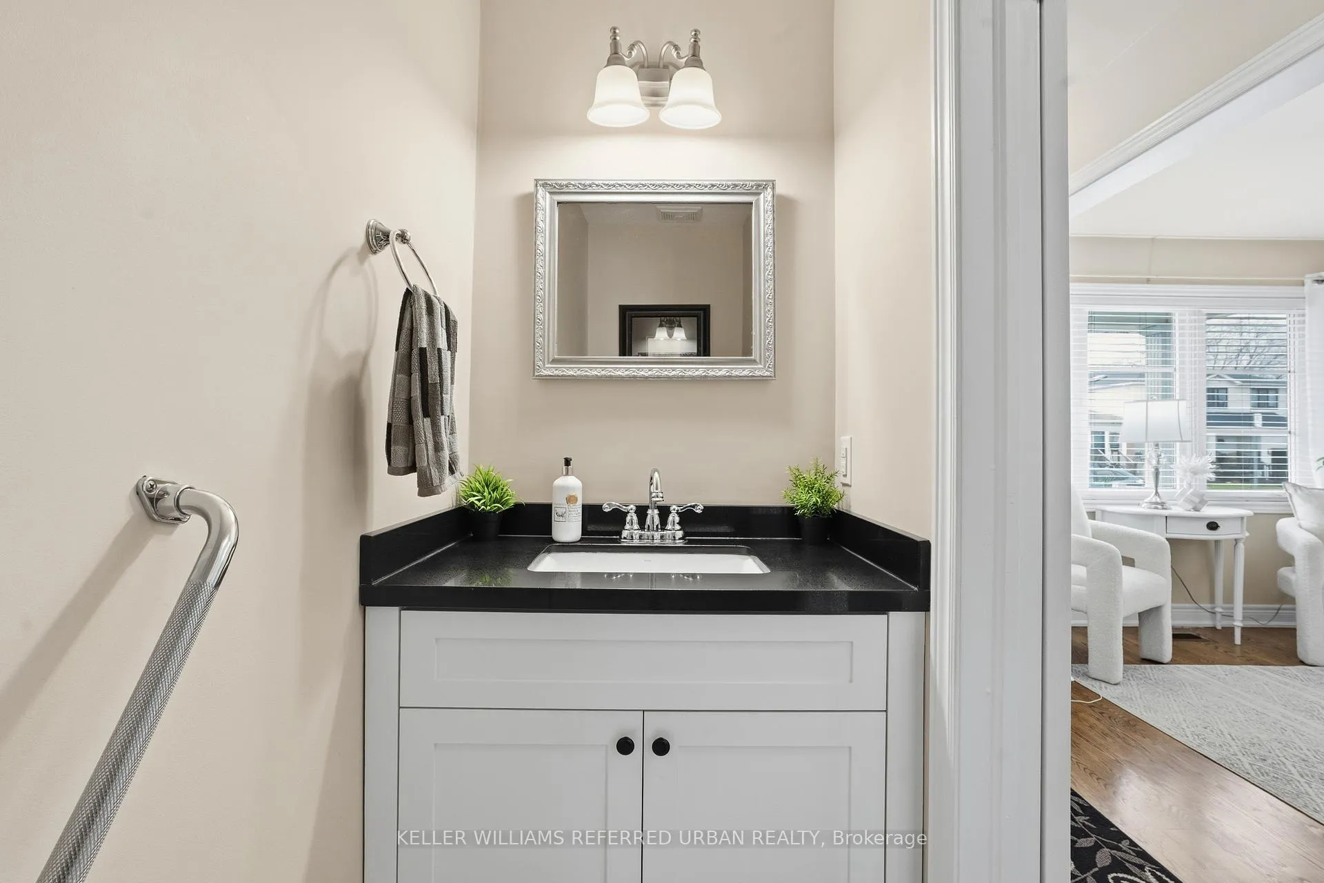 Photo 16 of 266 Melrose Street, Etobicoke, Mimico — HOMEH