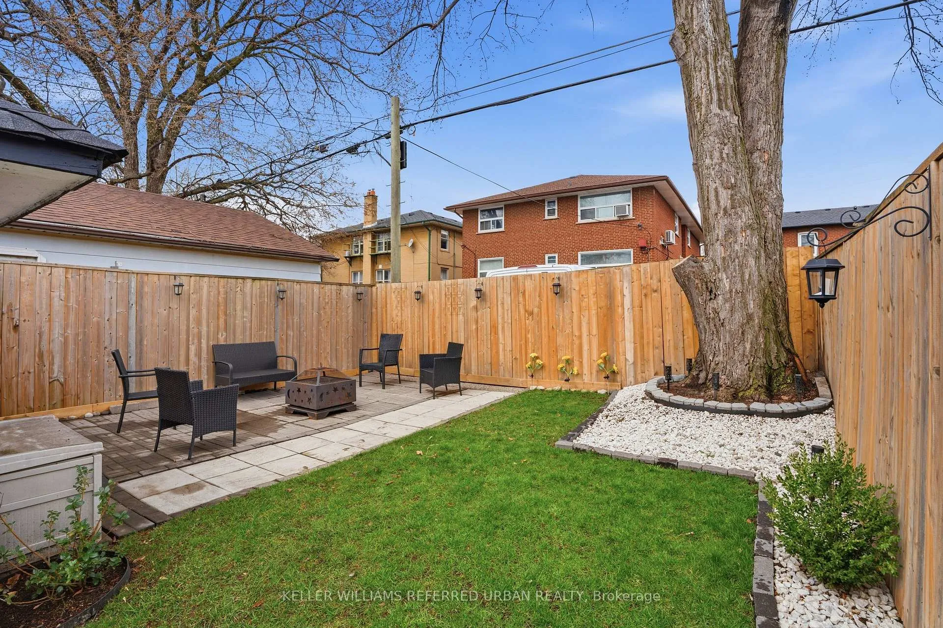 Photo 36 of 266 Melrose Street, Etobicoke, Mimico — HOMEH