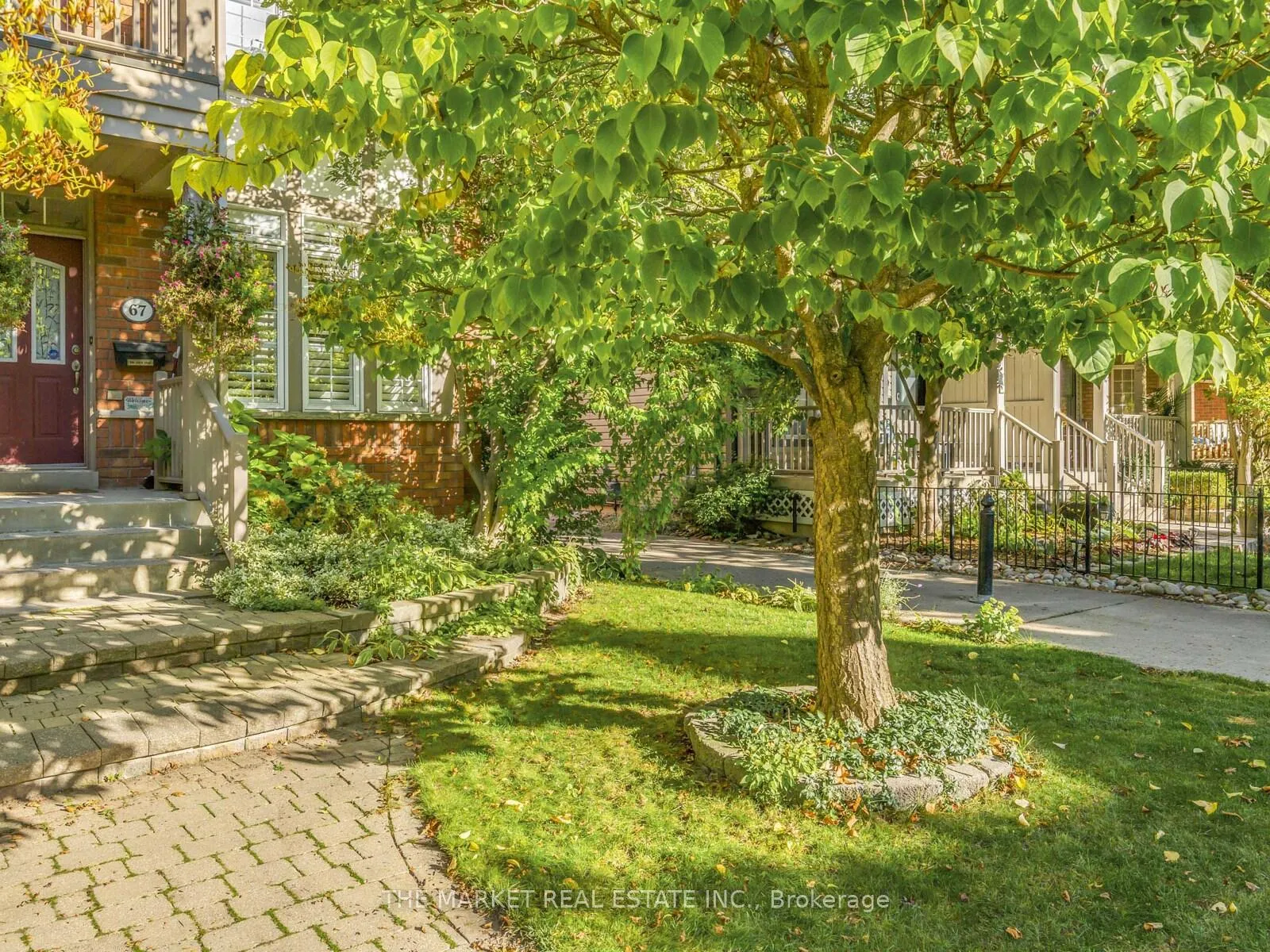 Photo 4 of 67 Winners Circle, Toronto, The Beaches — HOMEH