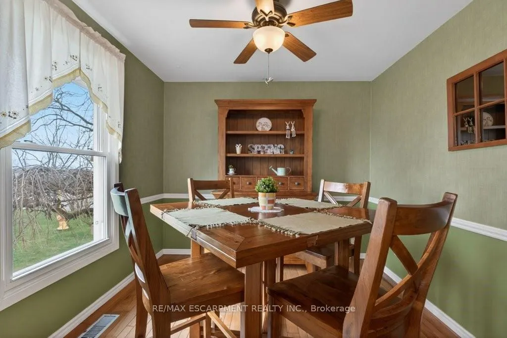 Photo 11 of 3378 Johnson Street, Lincoln, Lincoln-Jordan/Vineland — HOMEH