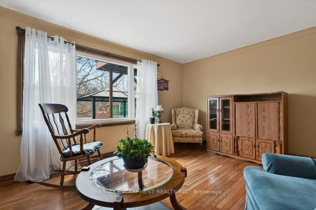 Photo 14 of 3378 Johnson Street, Lincoln, Lincoln-Jordan/Vineland — HOMEH