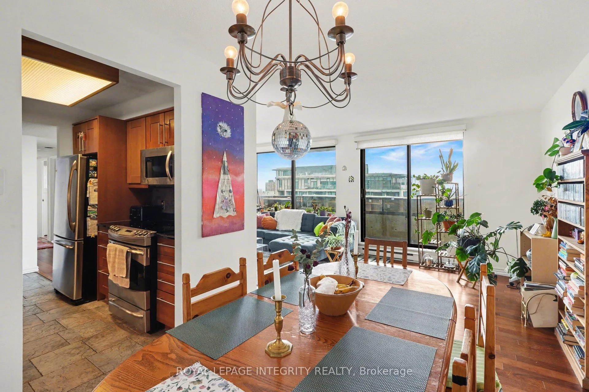 Photo 9 of Unit PH2104, 470 Laurier Avenue W, Ottawa, Ottawa Centre — HOMEH