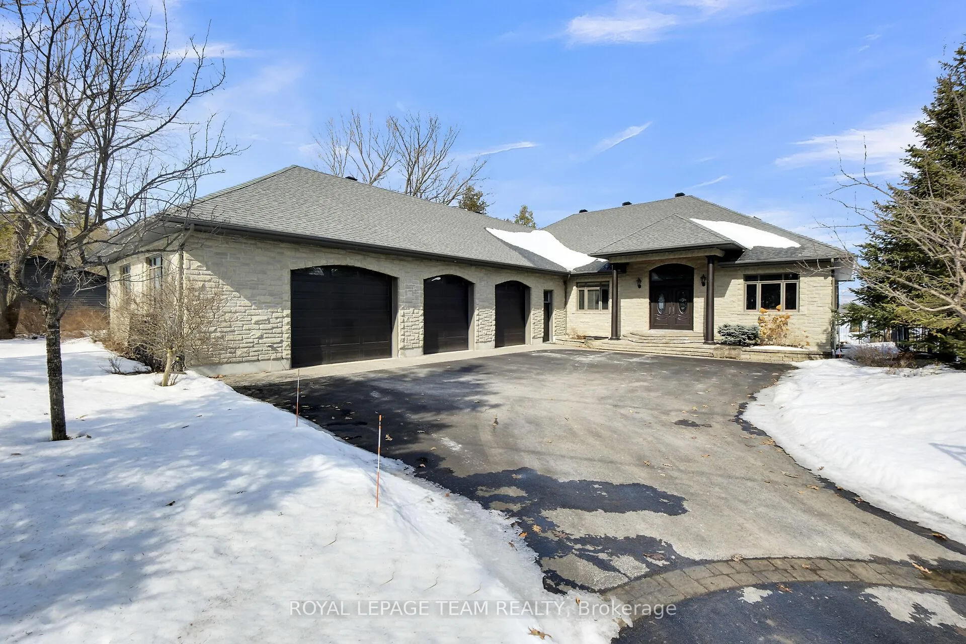 Photo 2 of 3886 Armitage Avenue, Ottawa, Dunrobin Shores — HOMEH