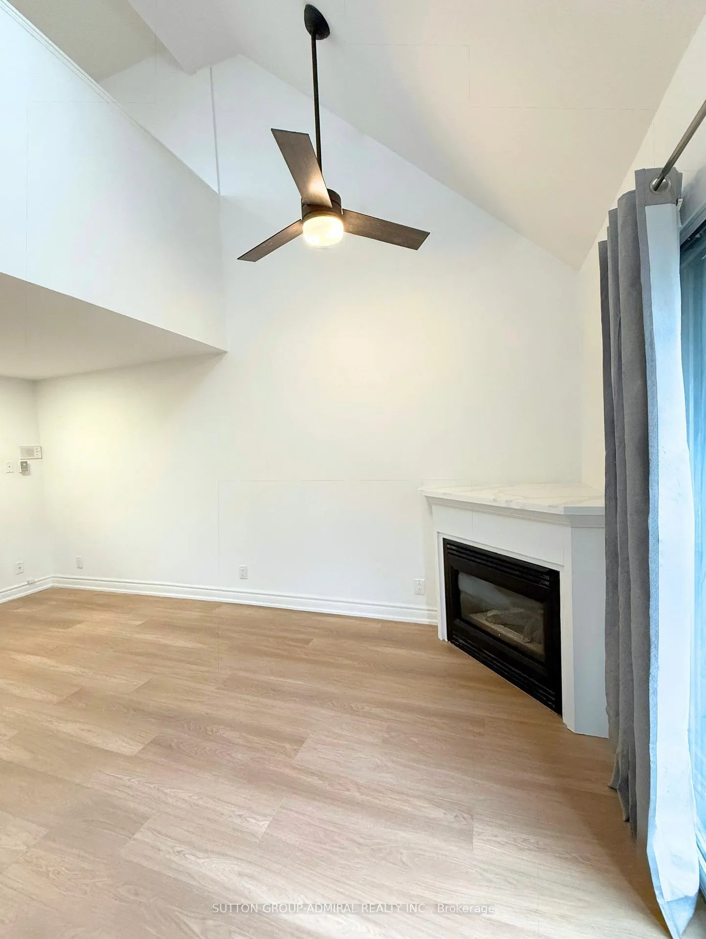 Photo 6 of Unit 30, 41 Valleyview Road, Kitchener, Forest Hill — HOMEH