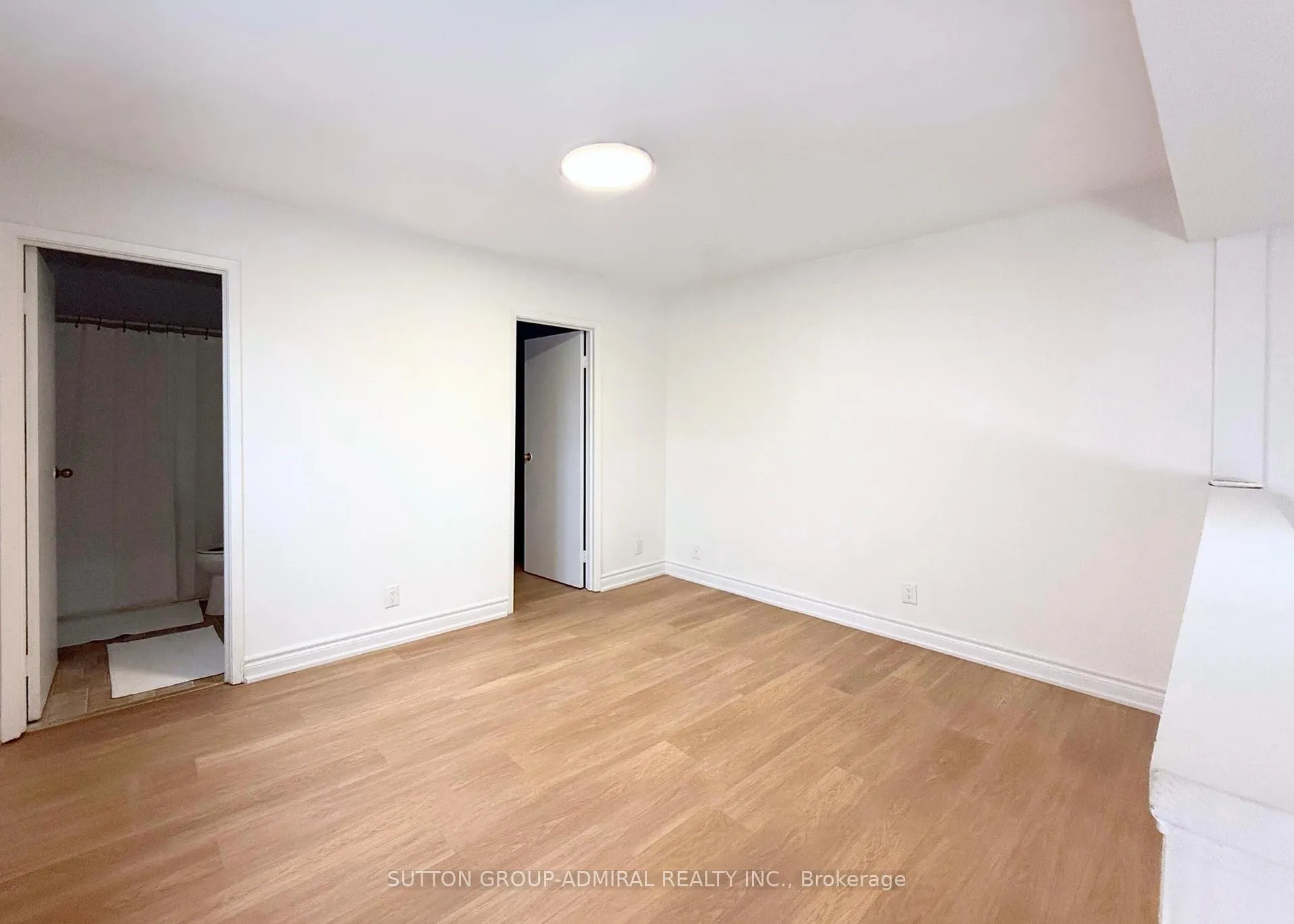 Photo 11 of Unit 30, 41 Valleyview Road, Kitchener, Forest Hill — HOMEH