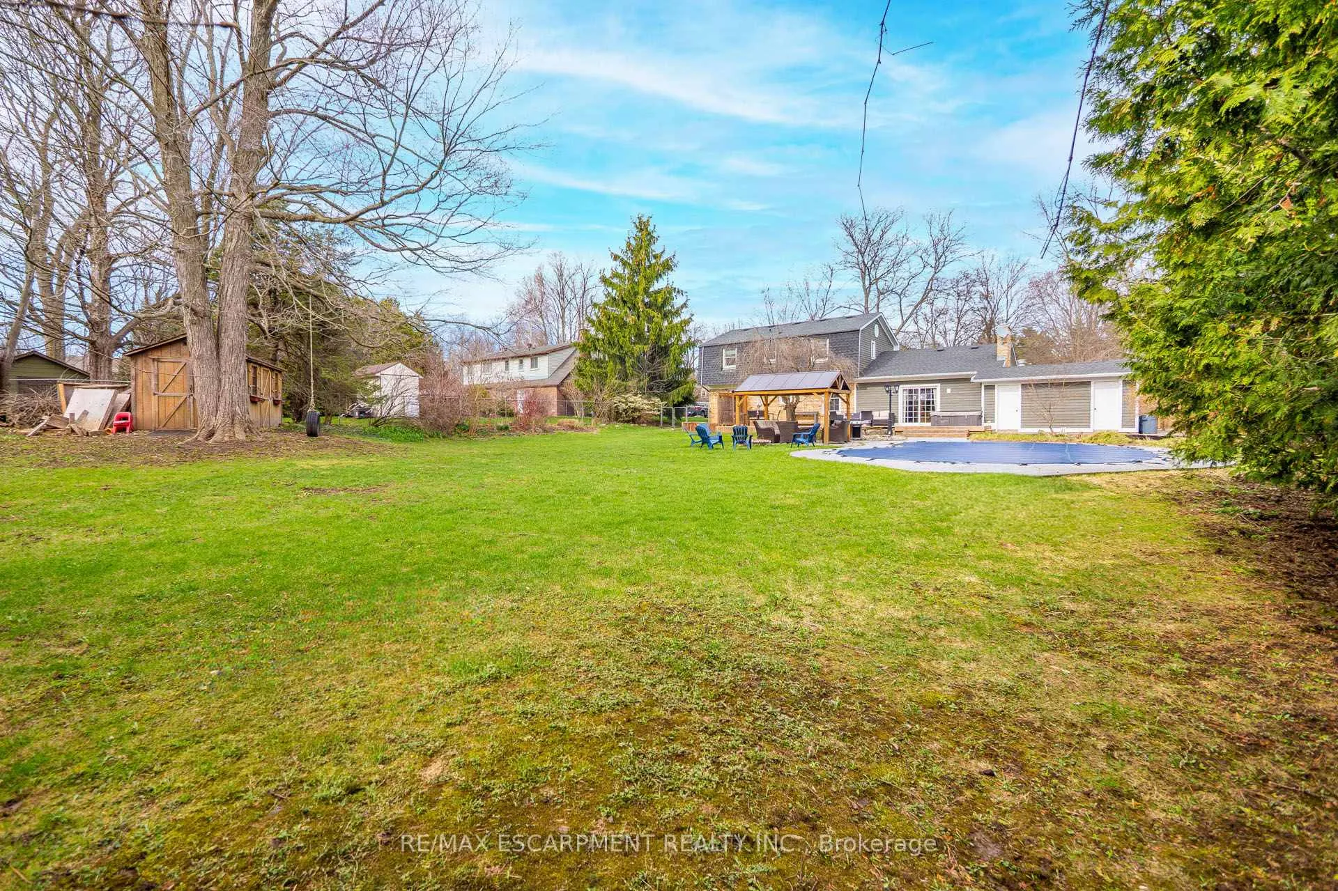 Photo 44 of 8 Wildan Drive, Hamilton, Freelton — HOMEH