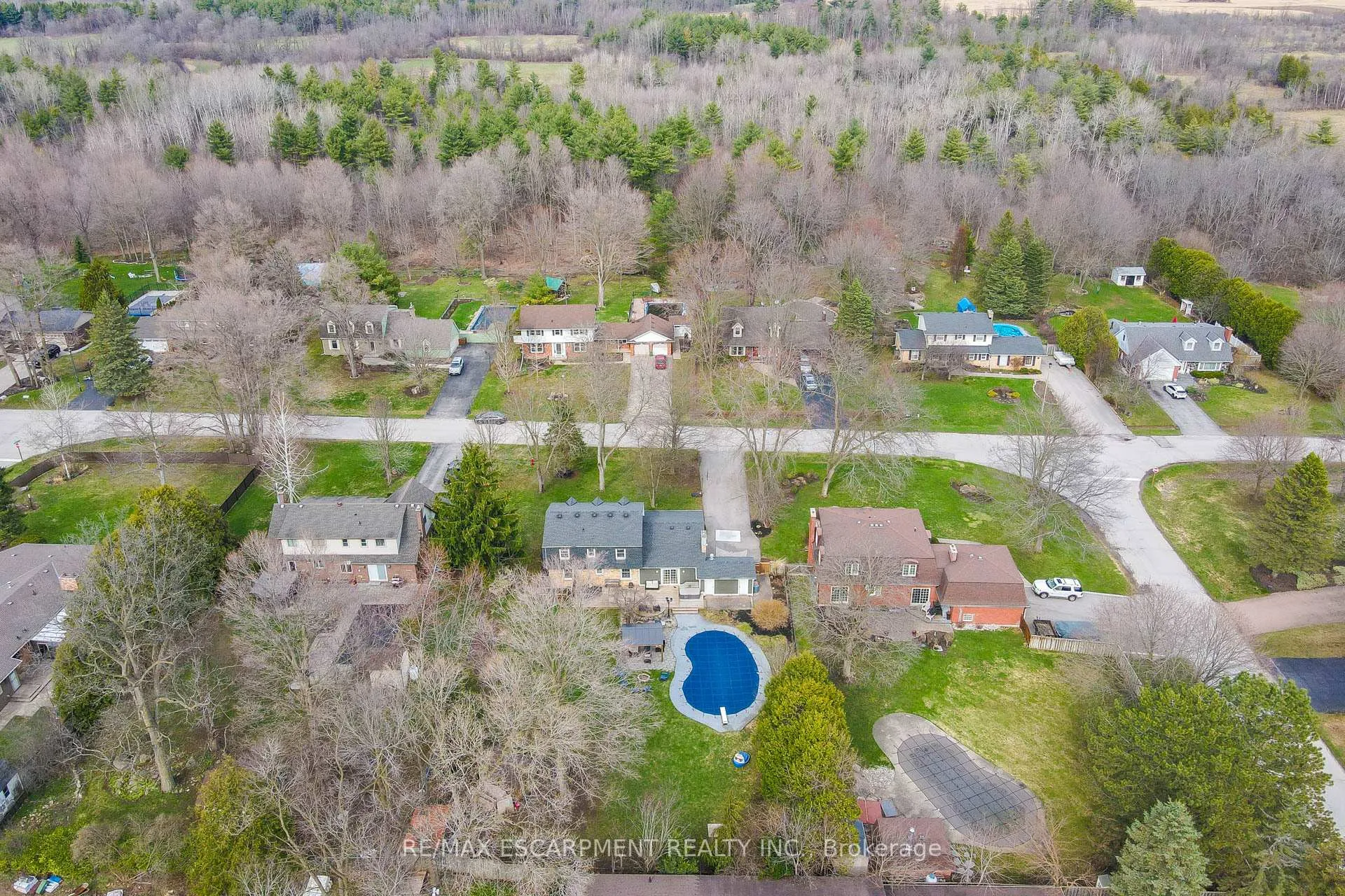 Photo 46 of 8 Wildan Drive, Hamilton, Freelton — HOMEH